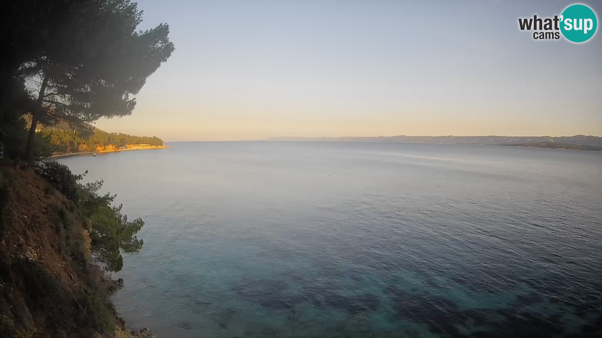 Web kamera Potočine Bol – Pogled uživo na plažu Borak, otok Brač
