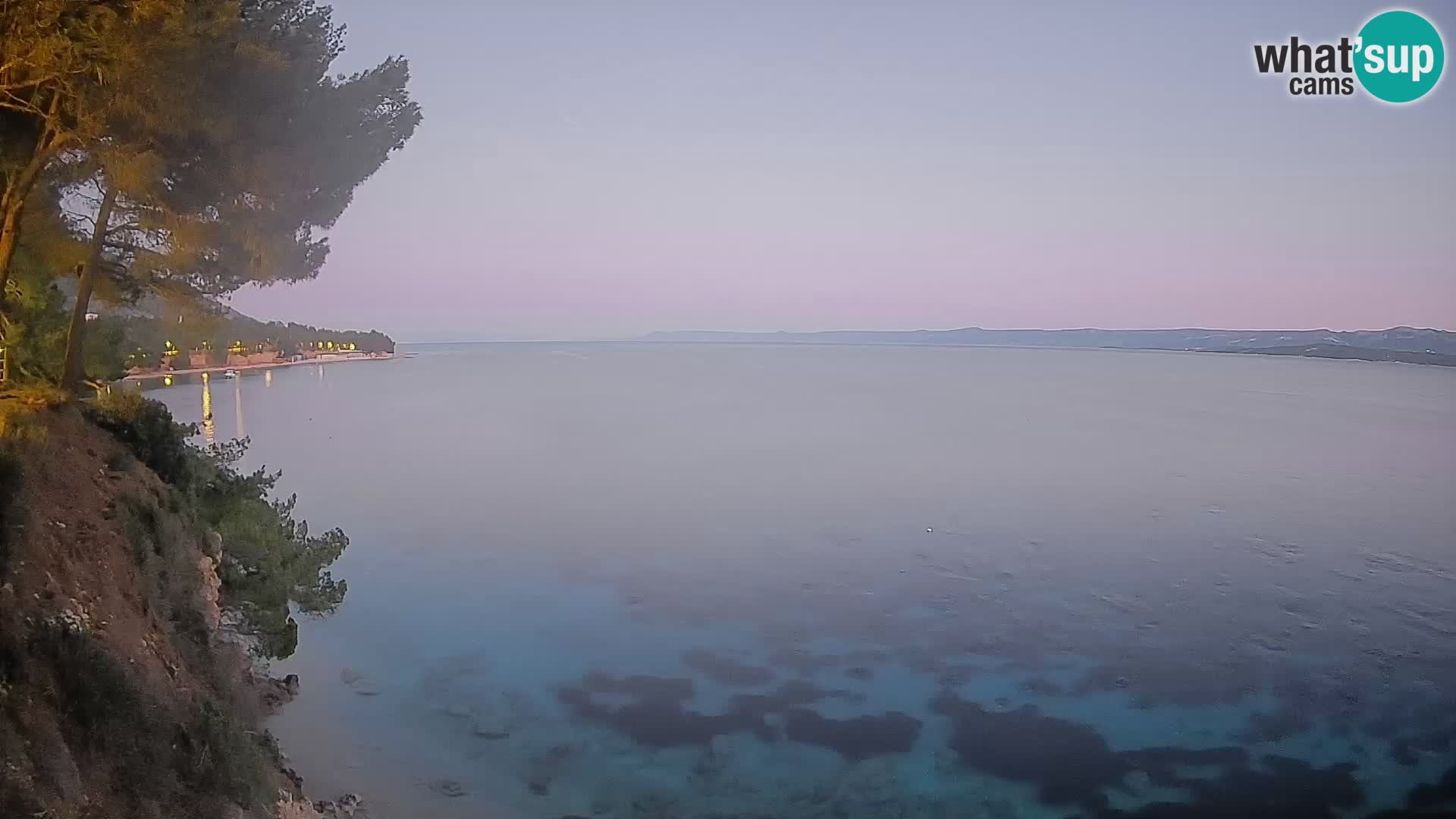 Web kamera Potočine Bol – Pogled uživo na plažu Borak, otok Brač