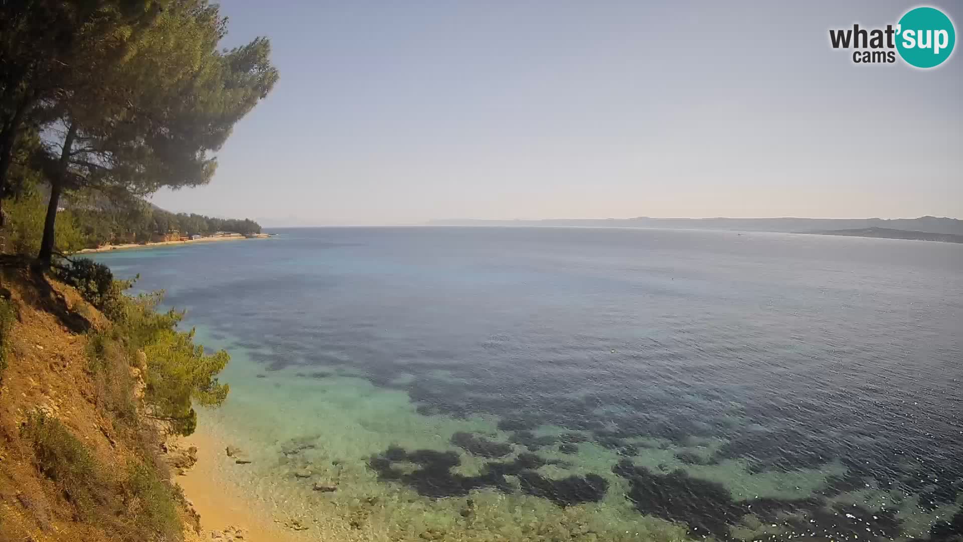 Spletna kamera Plaža Potočine Bol – Pogled v živo na plažo Borak, otok Brač