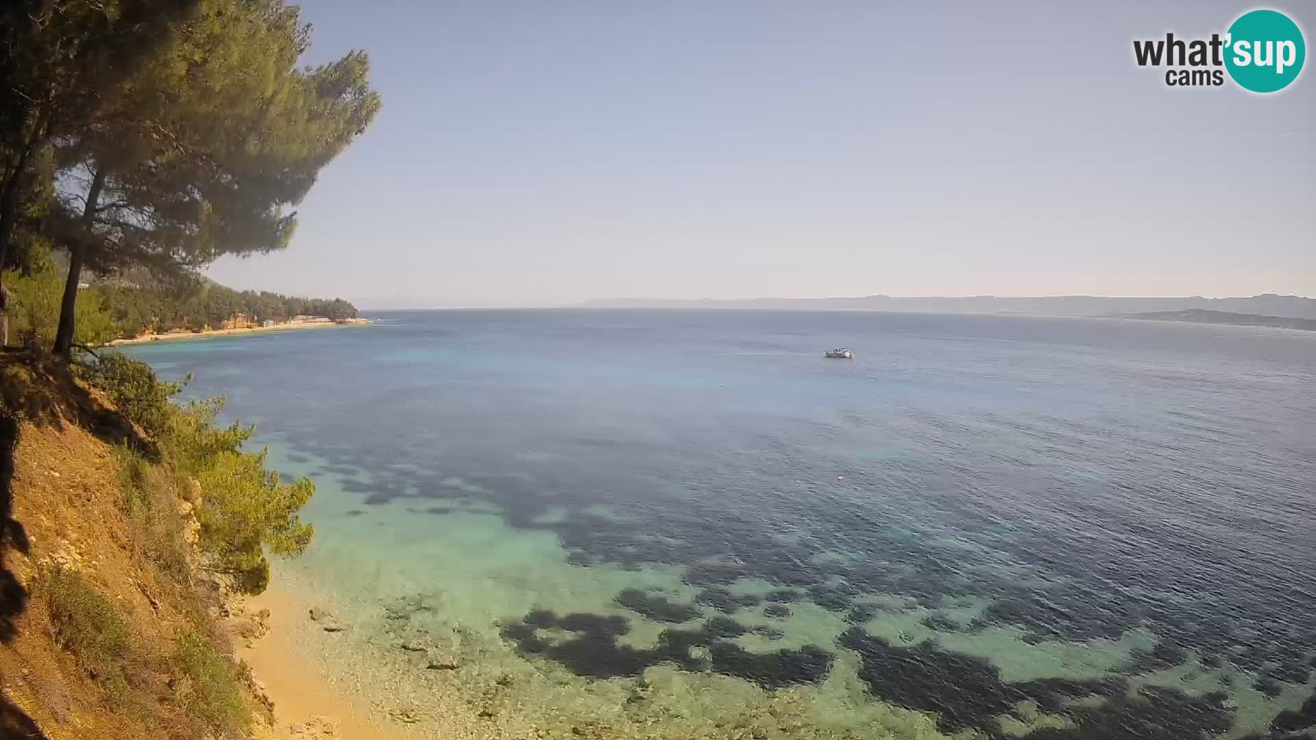 Spletna kamera Plaža Potočine Bol – Pogled v živo na plažo Borak, otok Brač