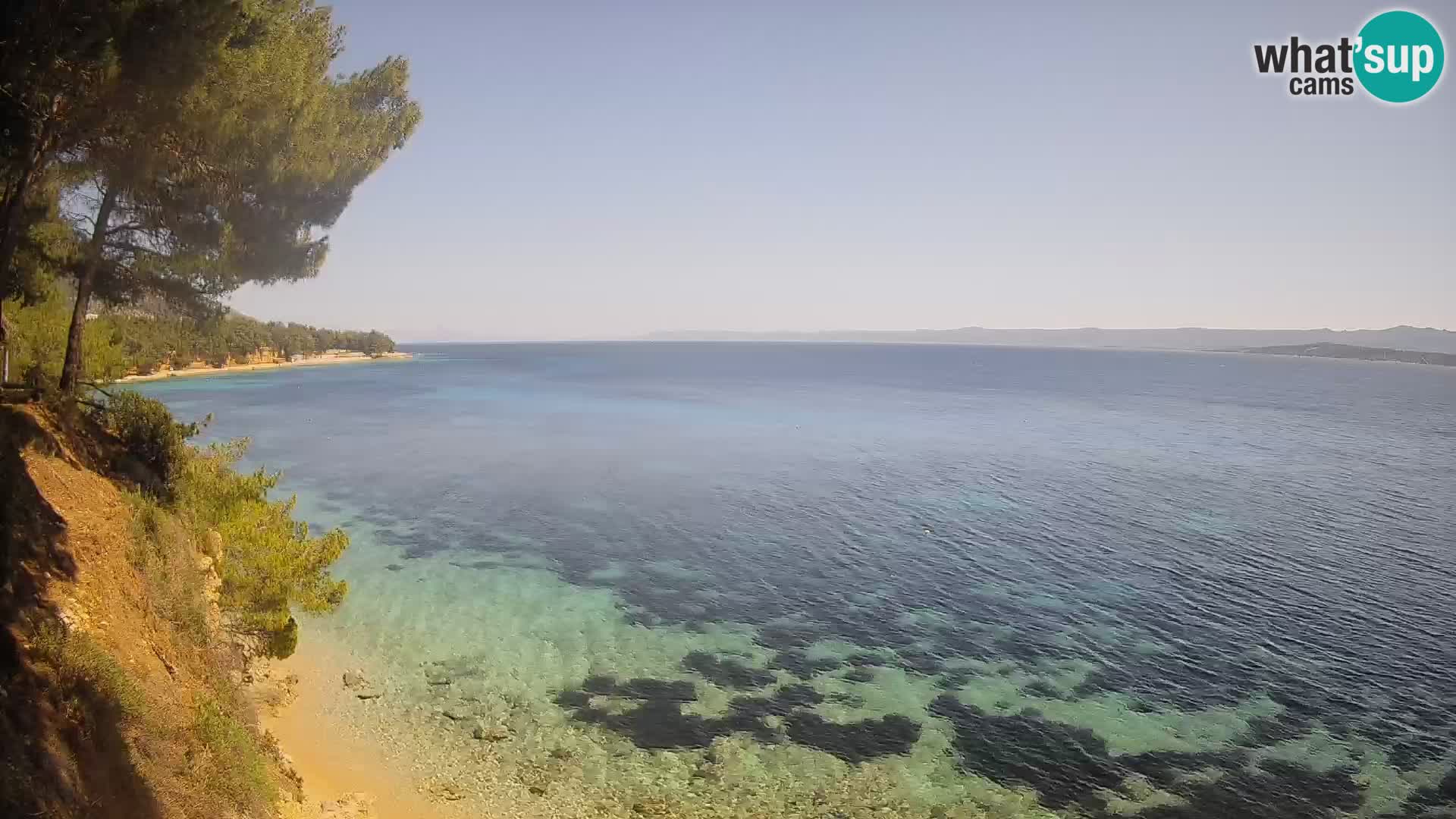 Spletna kamera Plaža Potočine Bol – Pogled v živo na plažo Borak, otok Brač