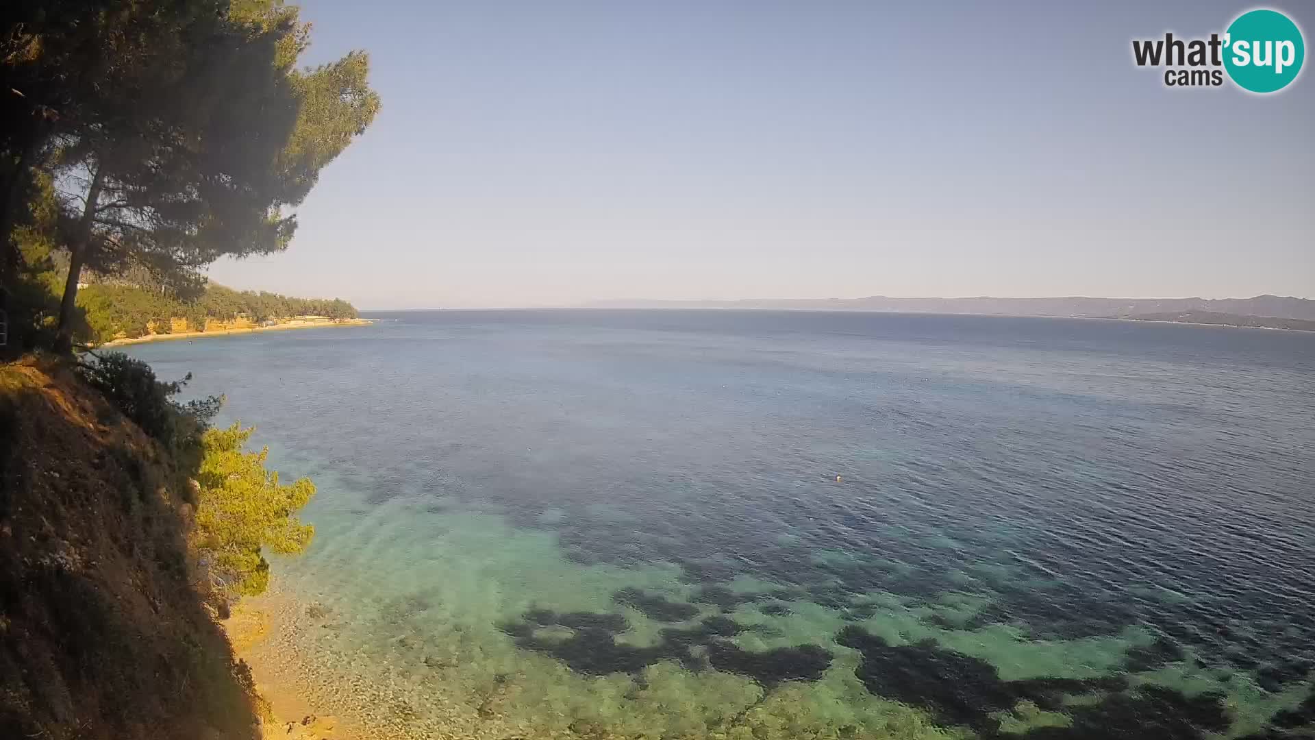 Spletna kamera Plaža Potočine Bol – Pogled v živo na plažo Borak, otok Brač