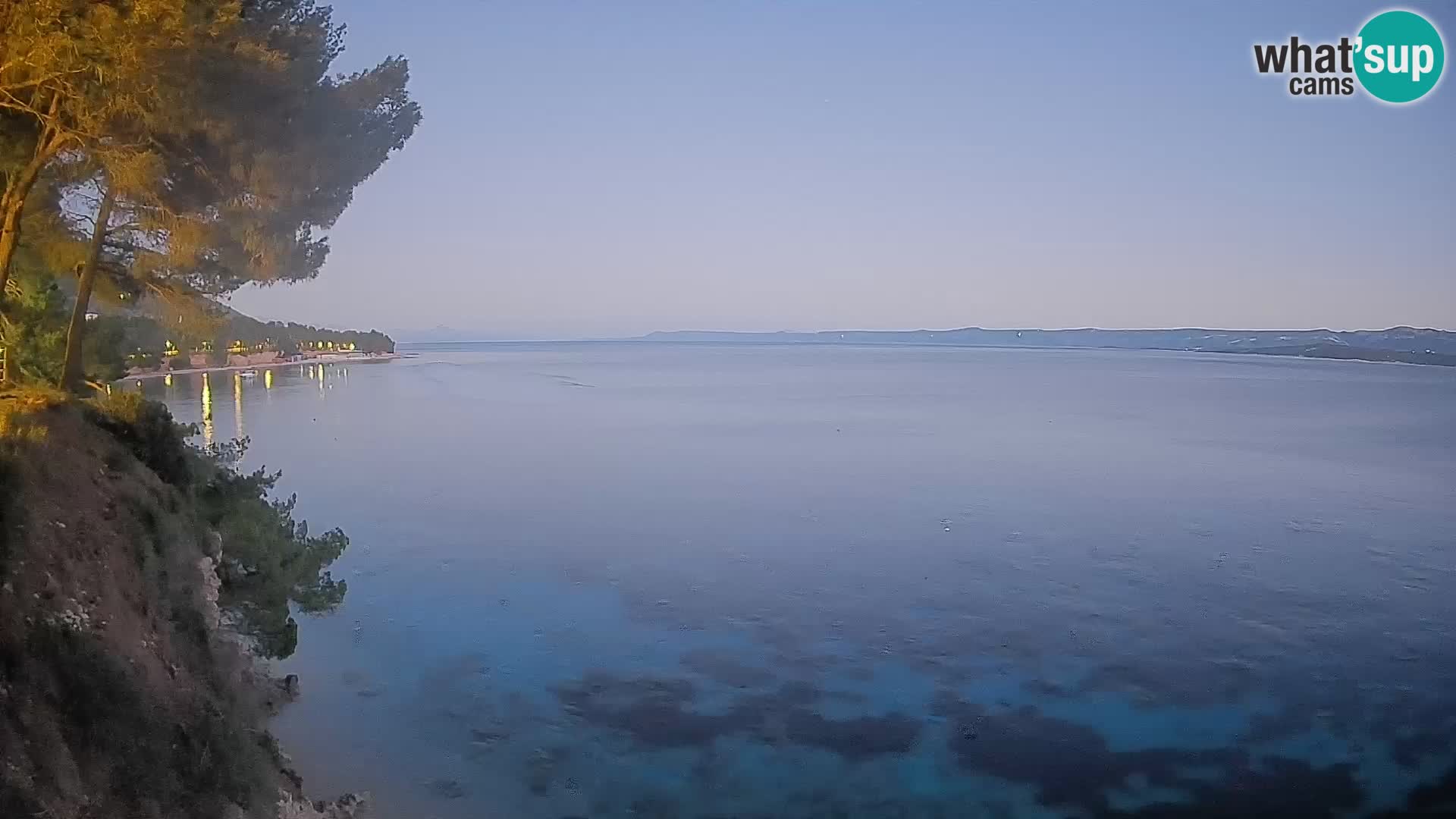 Webcam Spiaggia Potočine Bol – Vista live sulla spiaggia Borak, Isola di Brač
