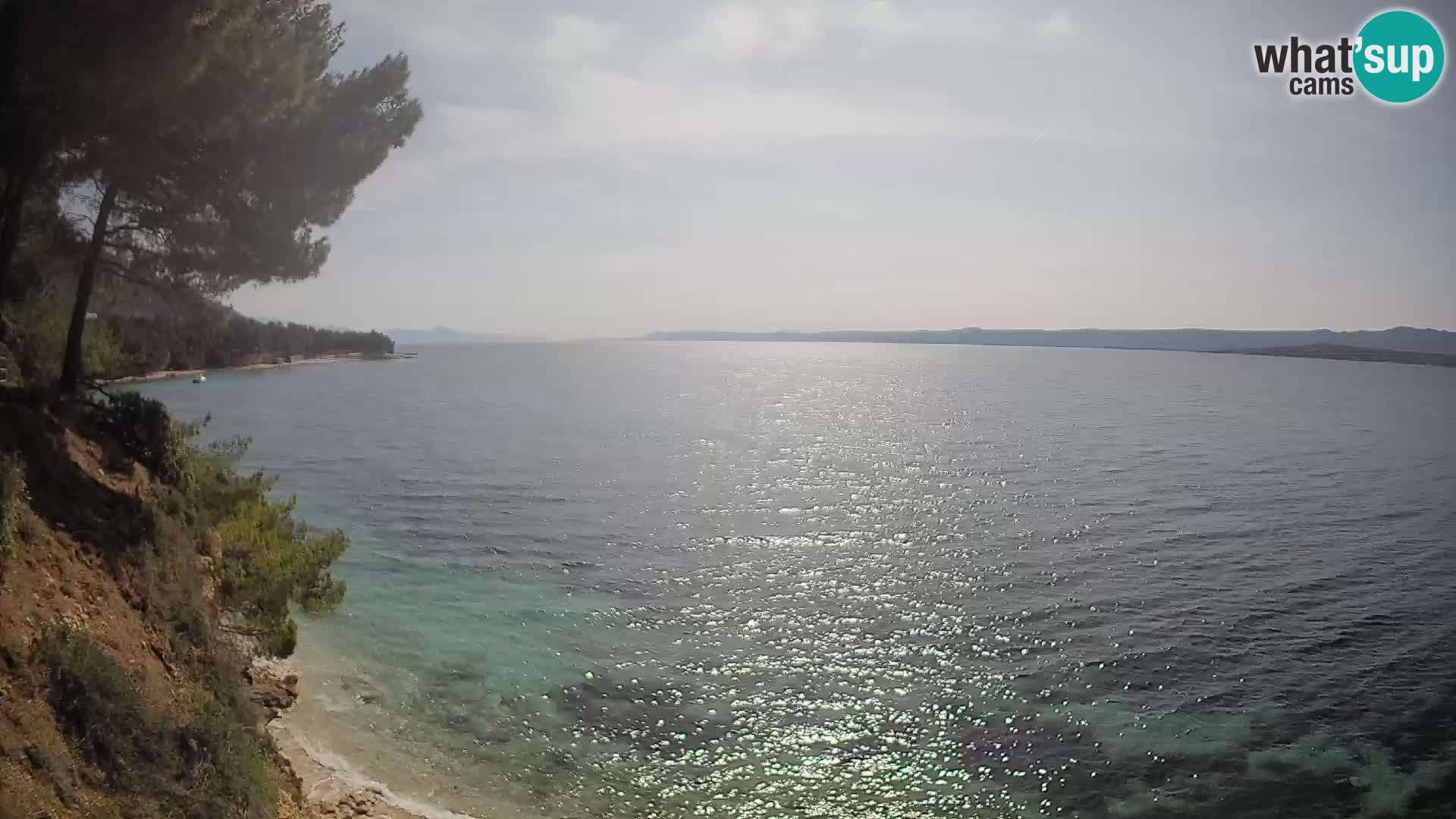 Spletna kamera Plaža Potočine Bol – Pogled v živo na plažo Borak, otok Brač