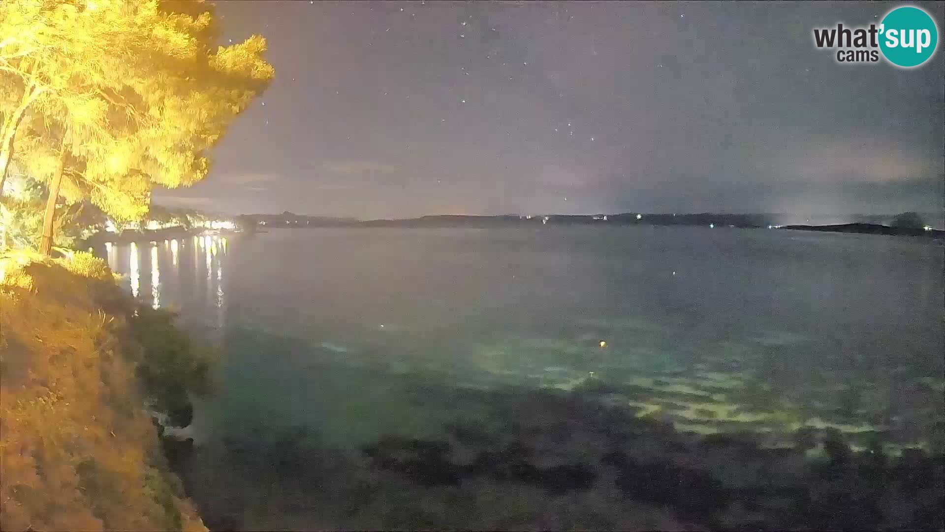 Webcam Spiaggia Potočine Bol – Vista live sulla spiaggia Borak, Isola di Brač