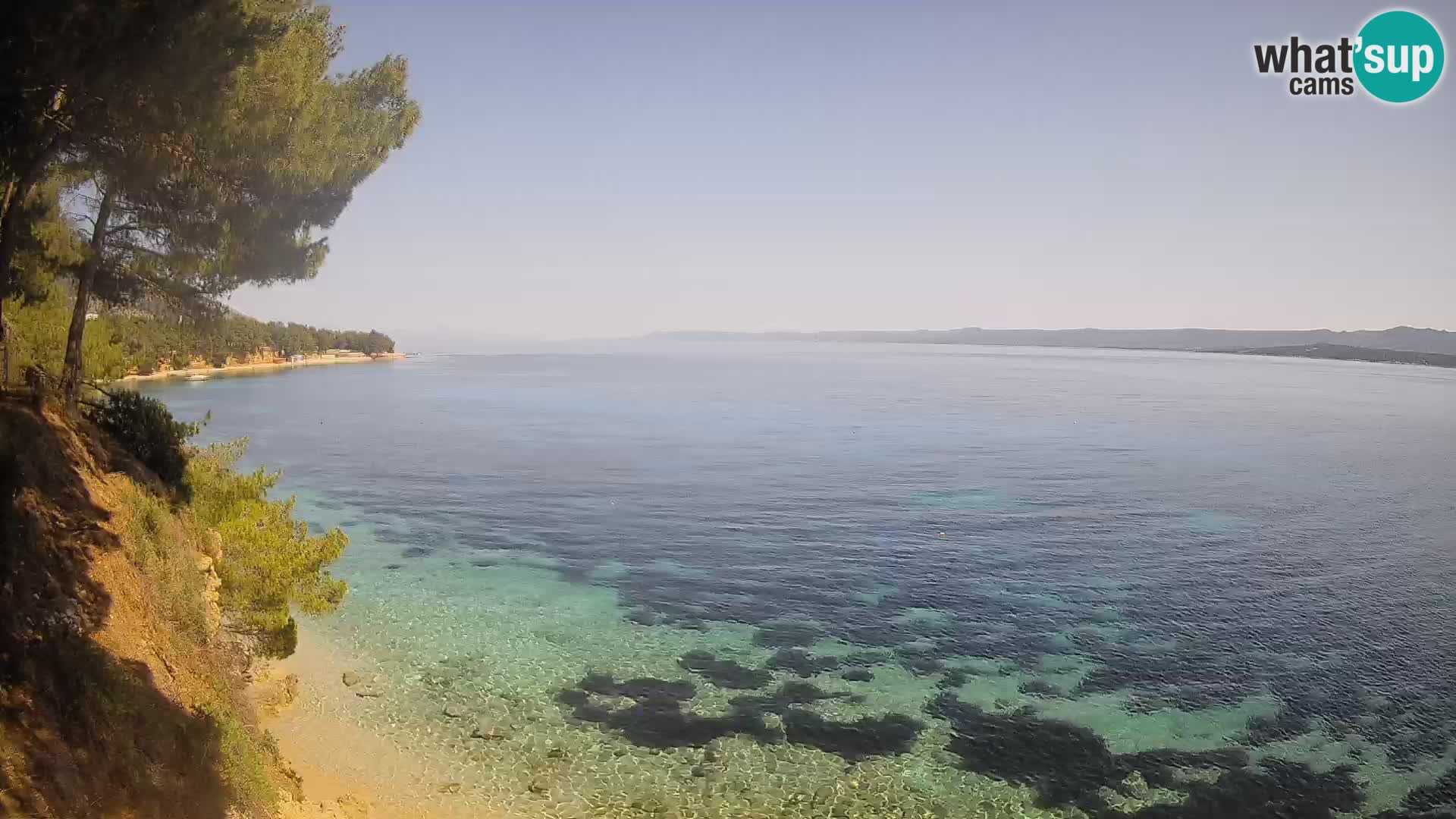 Spletna kamera Plaža Potočine Bol – Pogled v živo na plažo Borak, otok Brač