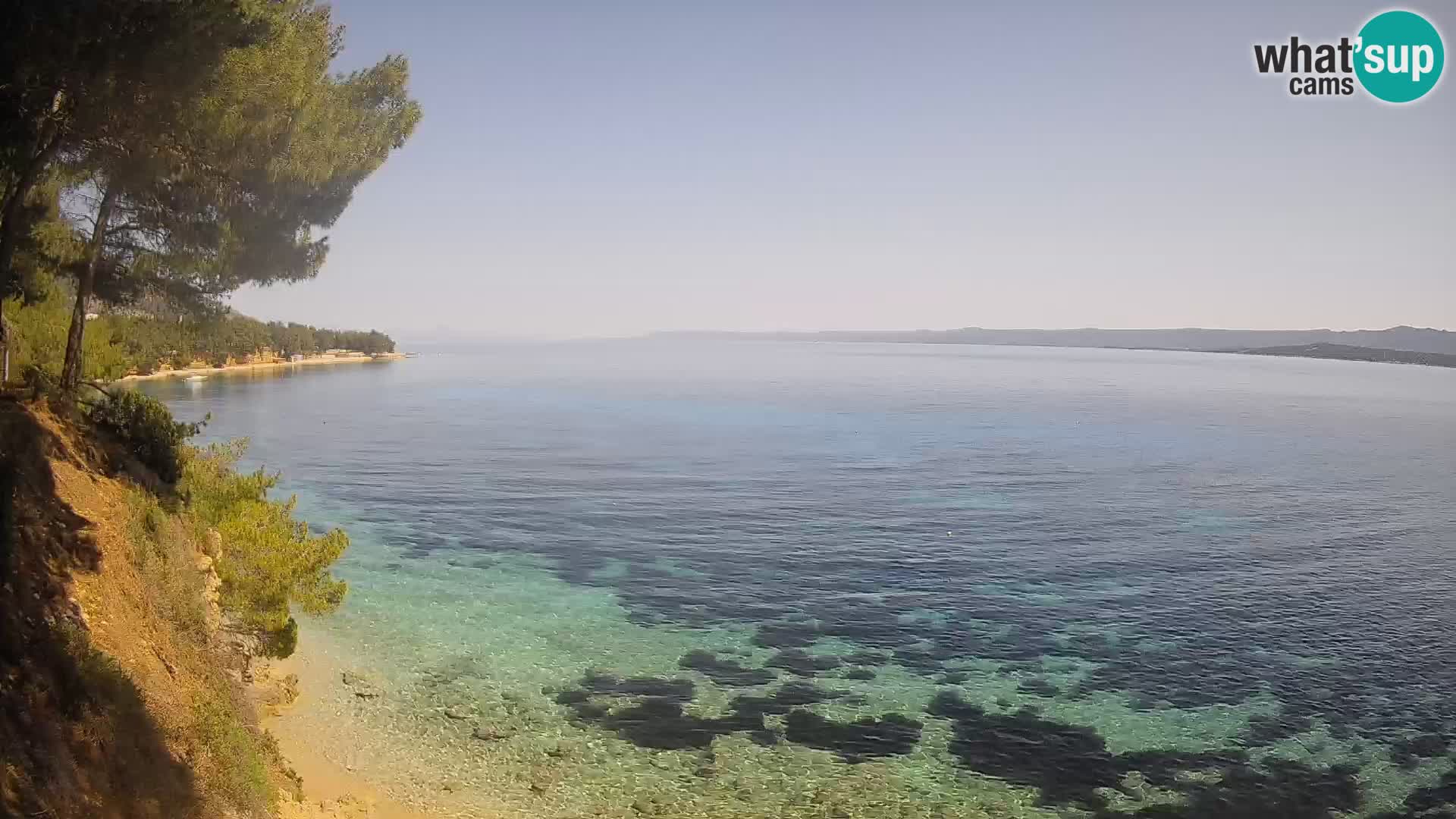 Spletna kamera Plaža Potočine Bol – Pogled v živo na plažo Borak, otok Brač