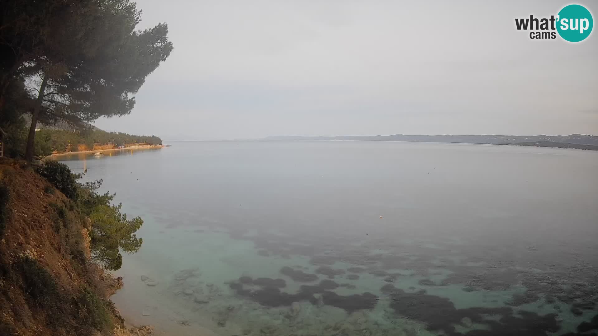 Webcam Spiaggia Potočine Bol – Vista live sulla spiaggia Borak, Isola di Brač