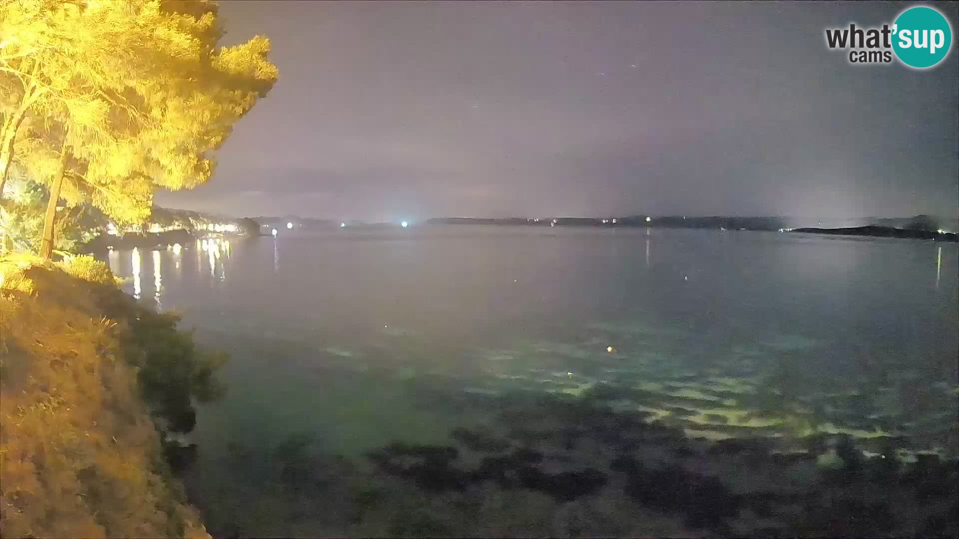 Webcam Spiaggia Potočine Bol – Vista live sulla spiaggia Borak, Isola di Brač
