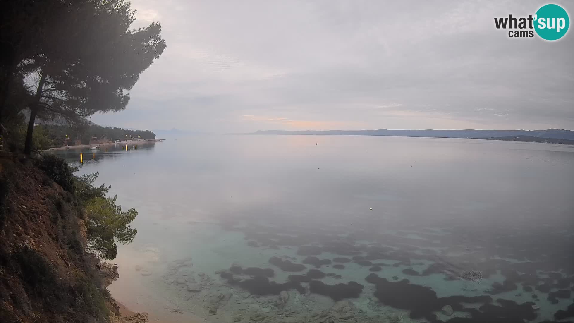 Webcam Spiaggia Potočine Bol – Vista live sulla spiaggia Borak, Isola di Brač