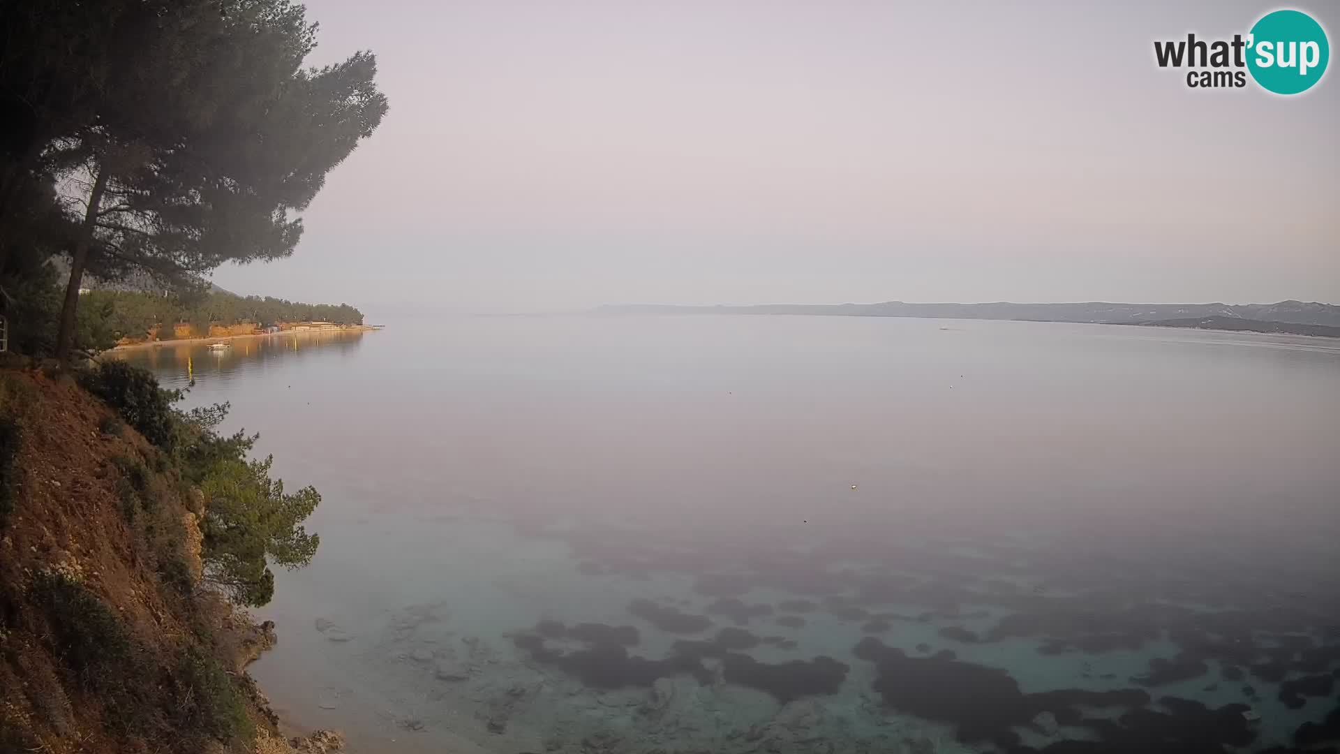 Webcam Spiaggia Potočine Bol – Vista live sulla spiaggia Borak, Isola di Brač