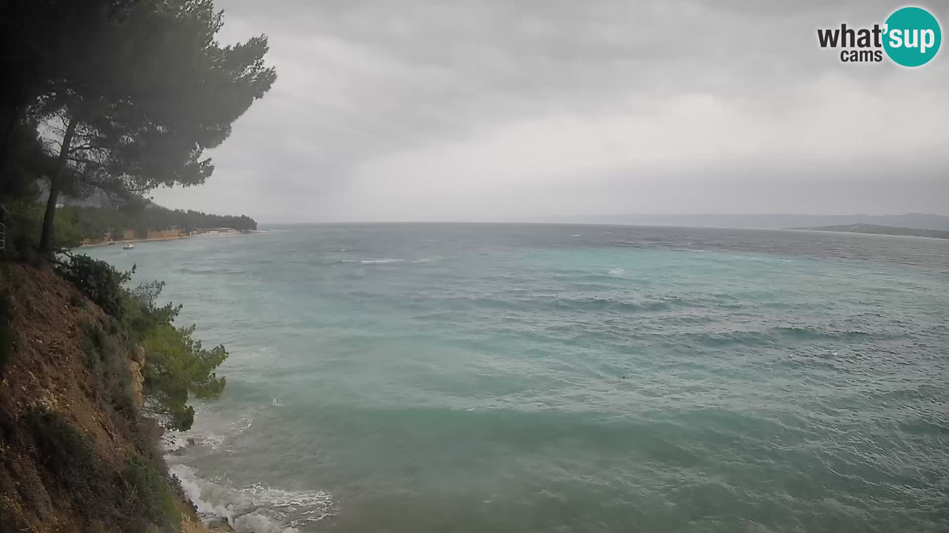 Spletna kamera Plaža Potočine Bol – Pogled v živo na plažo Borak, otok Brač