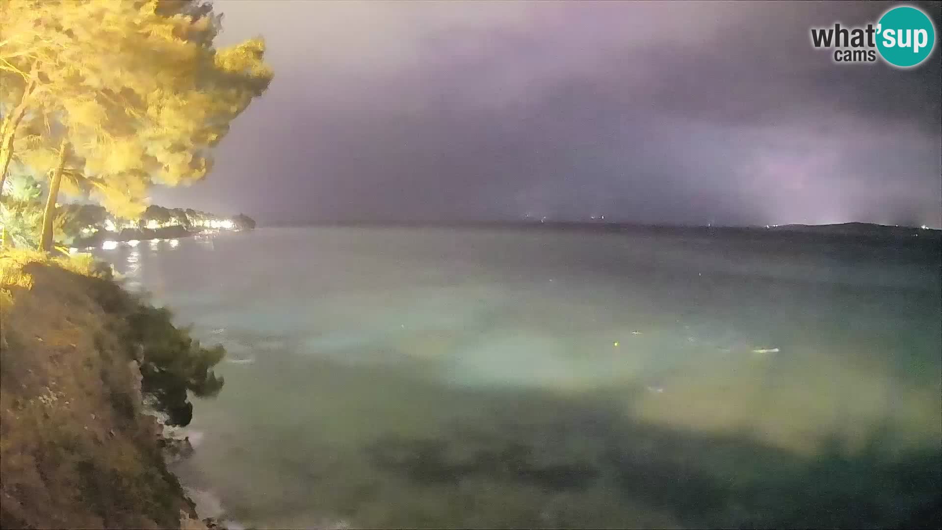 Web kamera Potočine Bol – Pogled uživo na plažu Borak, otok Brač