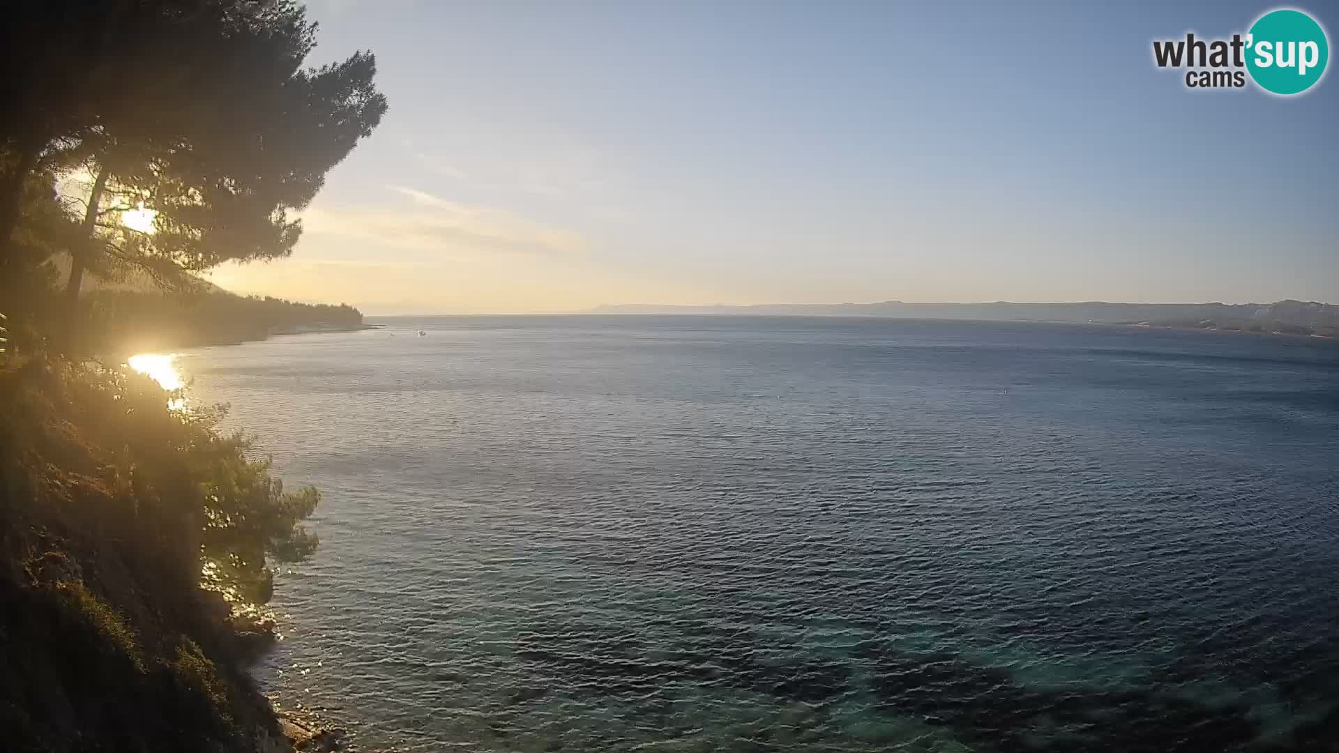 Web kamera Potočine Bol – Pogled uživo na plažu Borak, otok Brač