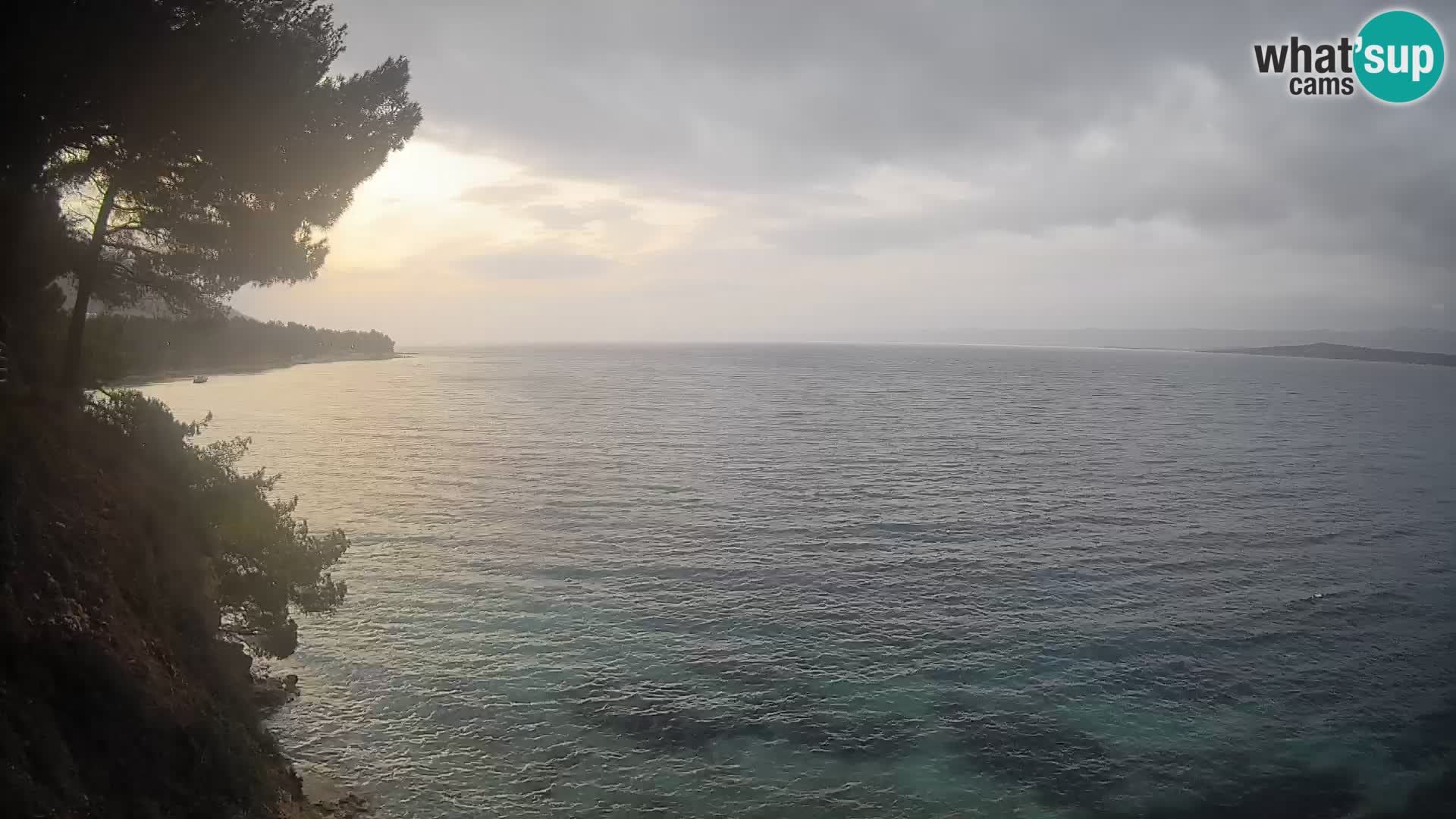 Web kamera Potočine Bol – Pogled uživo na plažu Borak, otok Brač