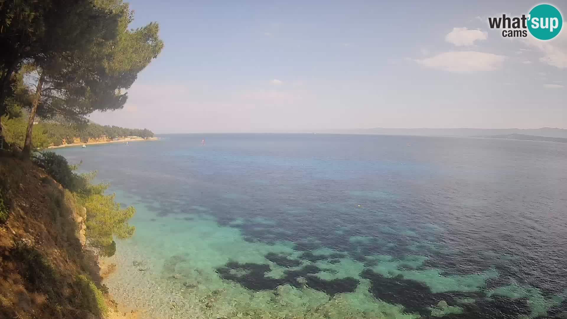 Spletna kamera Plaža Potočine Bol – Pogled v živo na plažo Borak, otok Brač