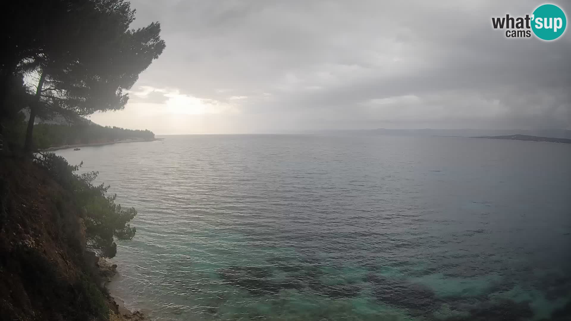 Webcam Spiaggia Potočine Bol – Vista live sulla spiaggia Borak, Isola di Brač