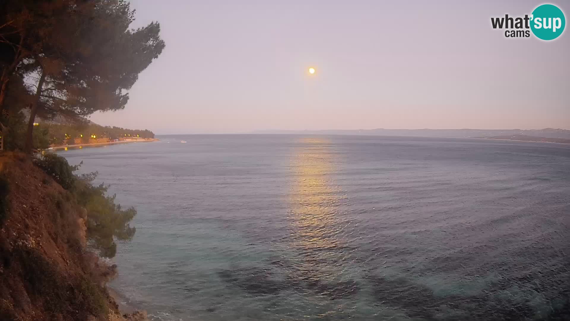 Web kamera Potočine Bol – Pogled uživo na plažu Borak, otok Brač