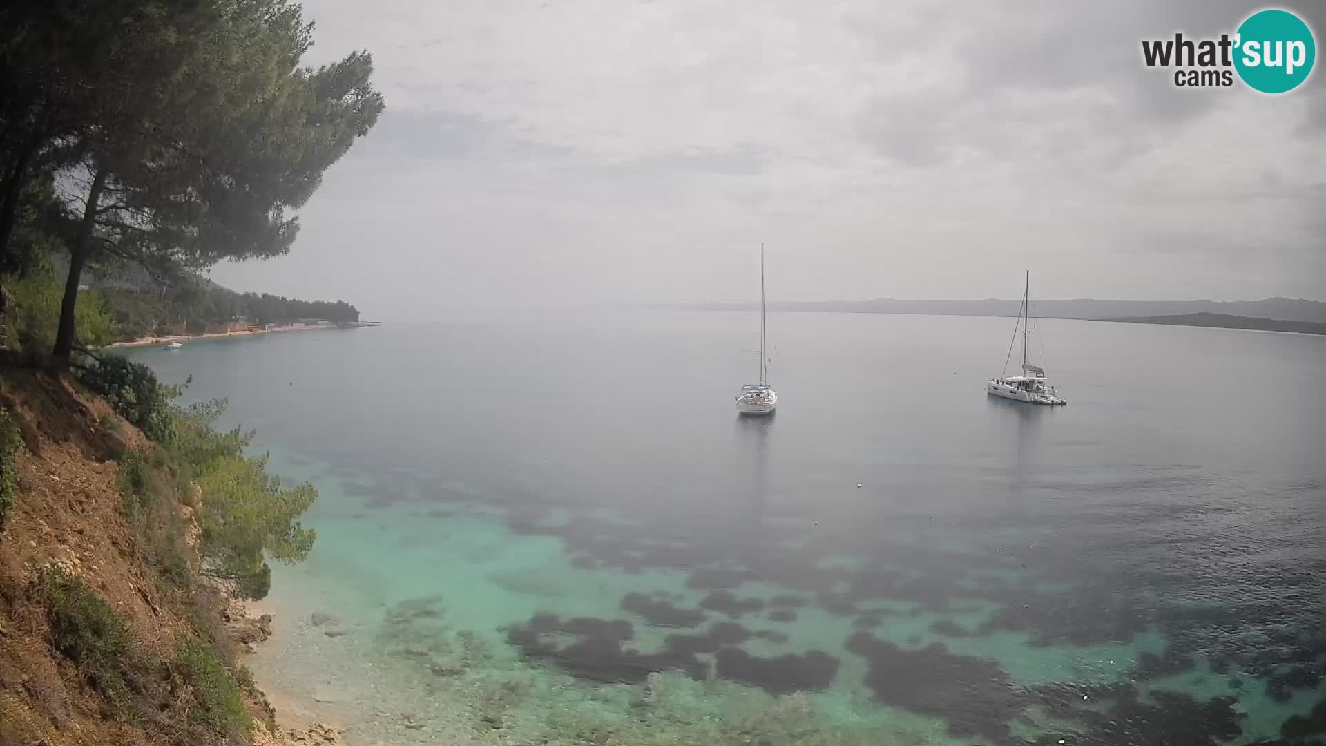 Web kamera Potočine Bol – Pogled uživo na plažu Borak, otok Brač