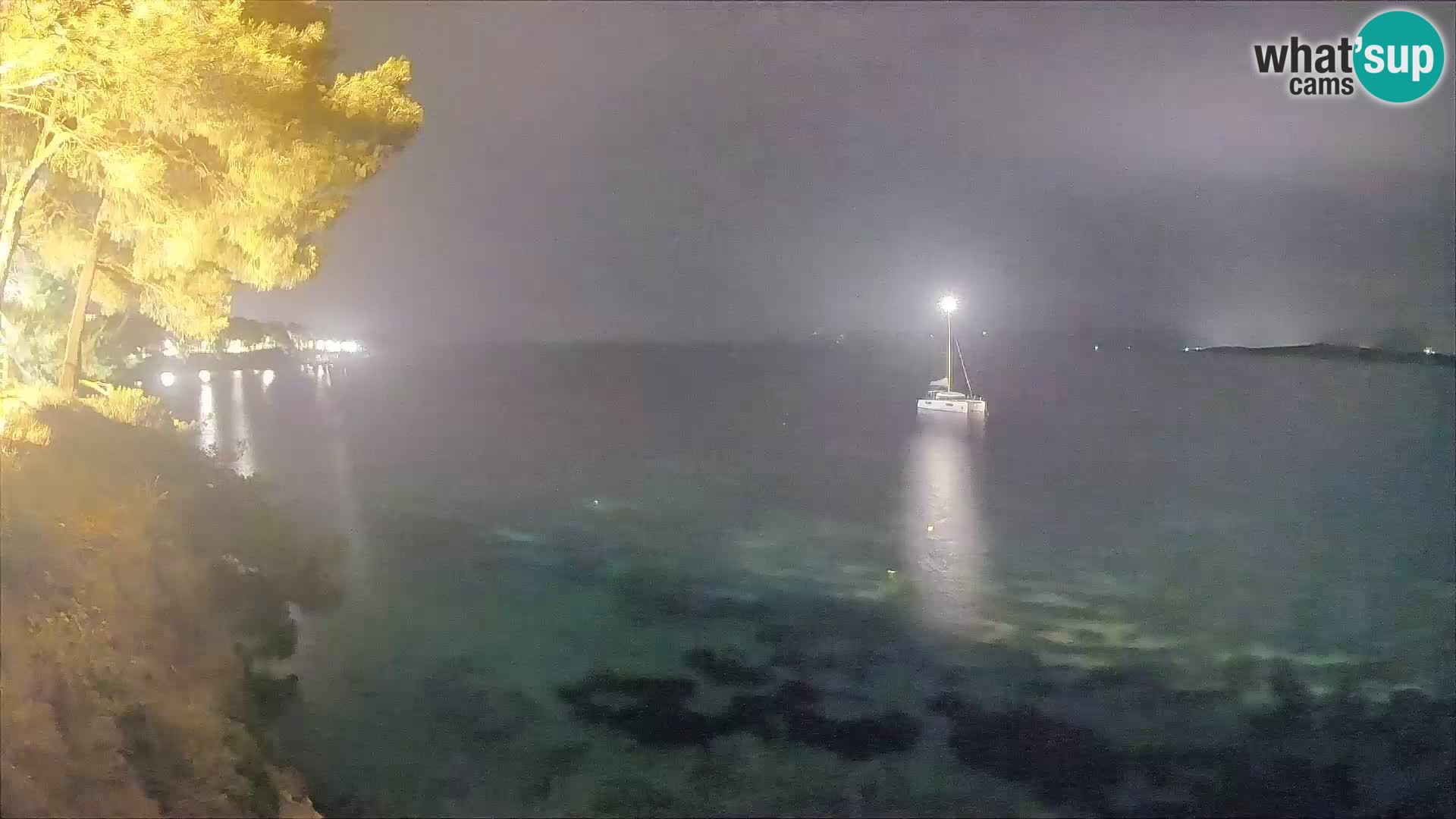 Webcam Playa Potočine Bol – Vista en vivo de Borak Beach, Isla de Brač