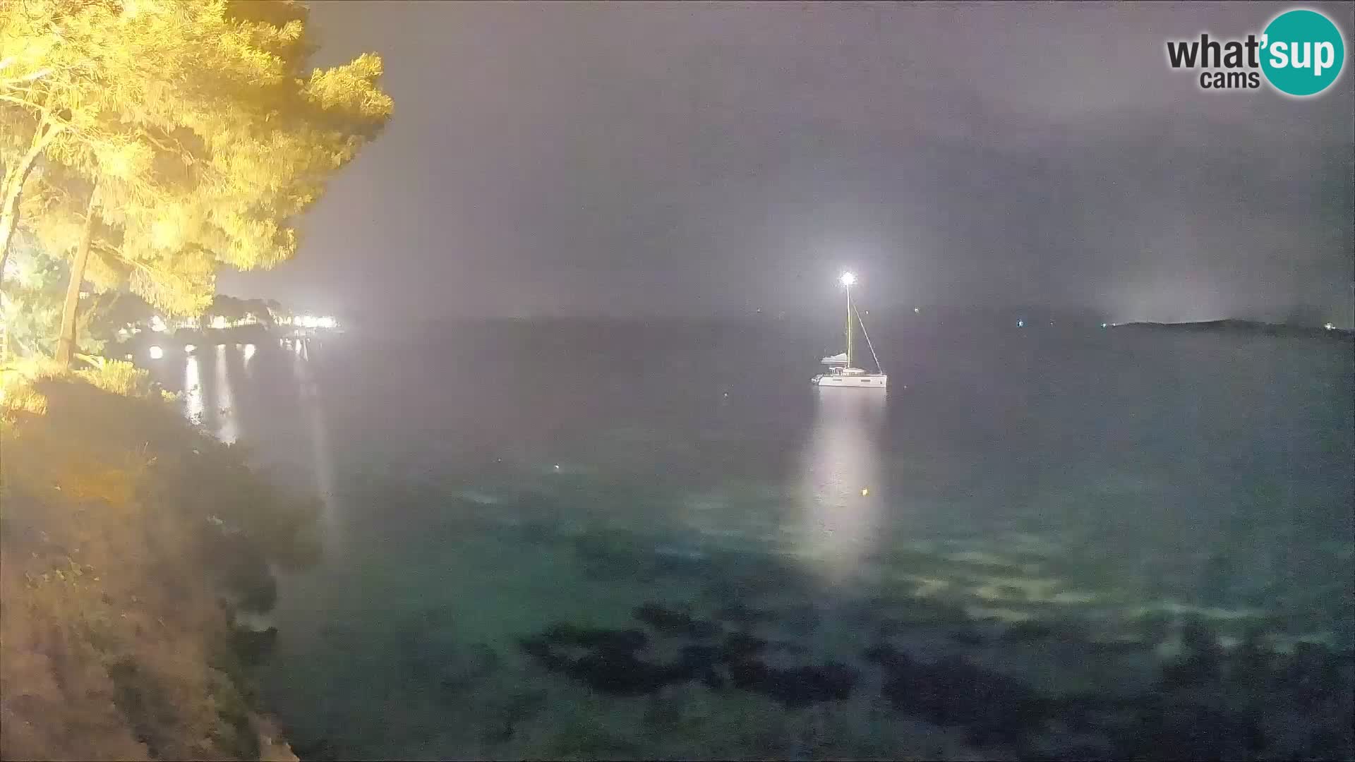 Webcam Playa Potočine Bol – Vista en vivo de Borak Beach, Isla de Brač