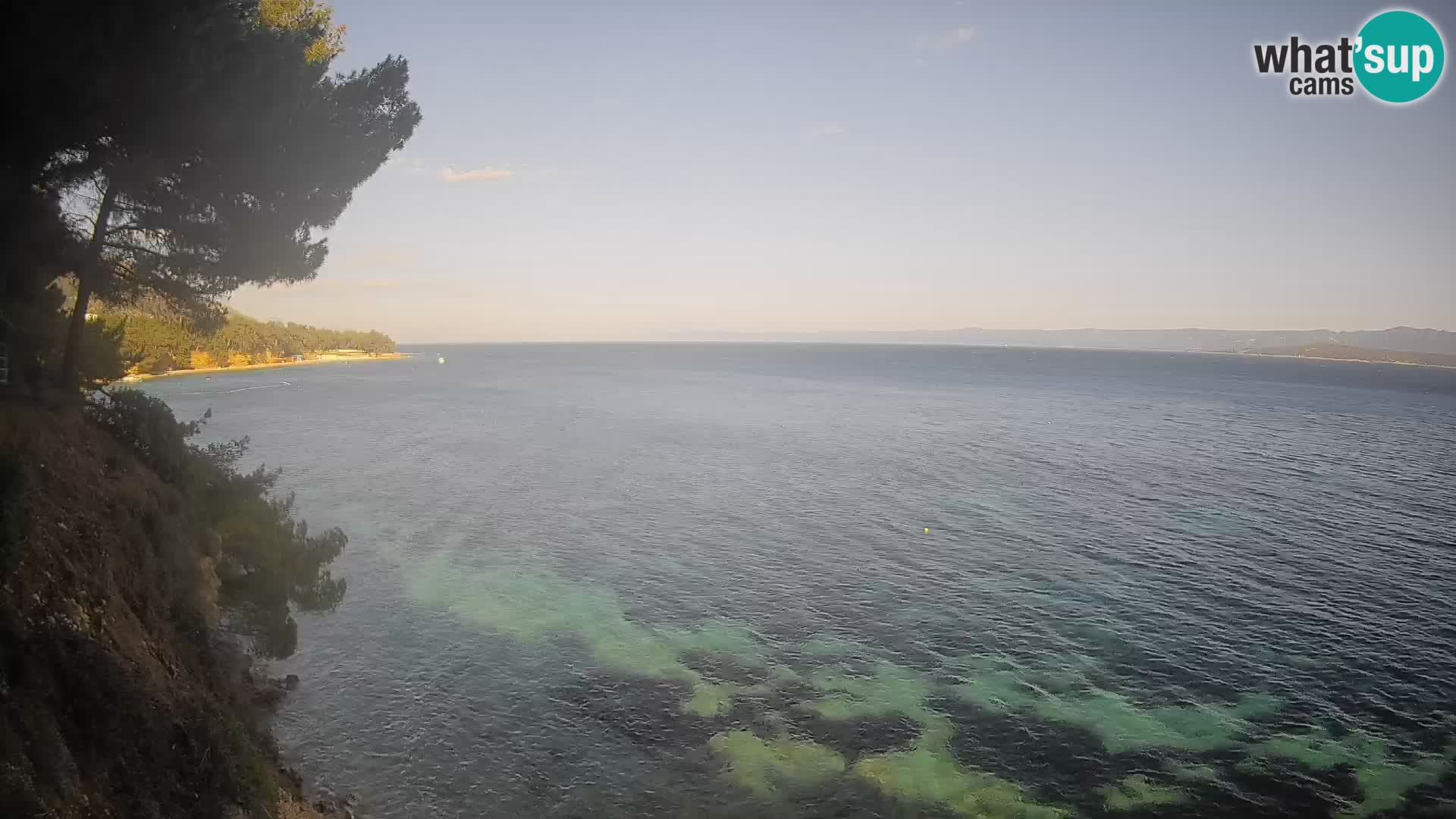 Spletna kamera Plaža Potočine Bol – Pogled v živo na plažo Borak, otok Brač