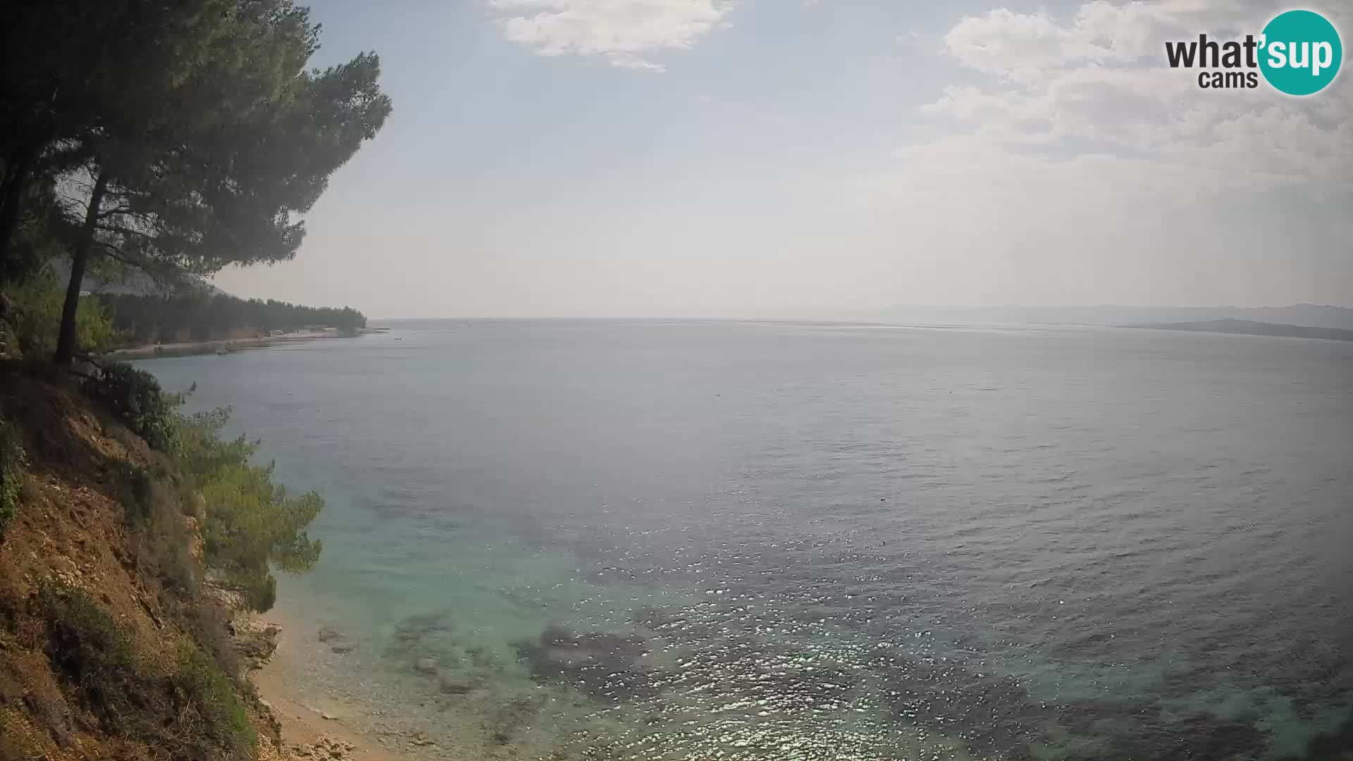 Spletna kamera Plaža Potočine Bol – Pogled v živo na plažo Borak, otok Brač