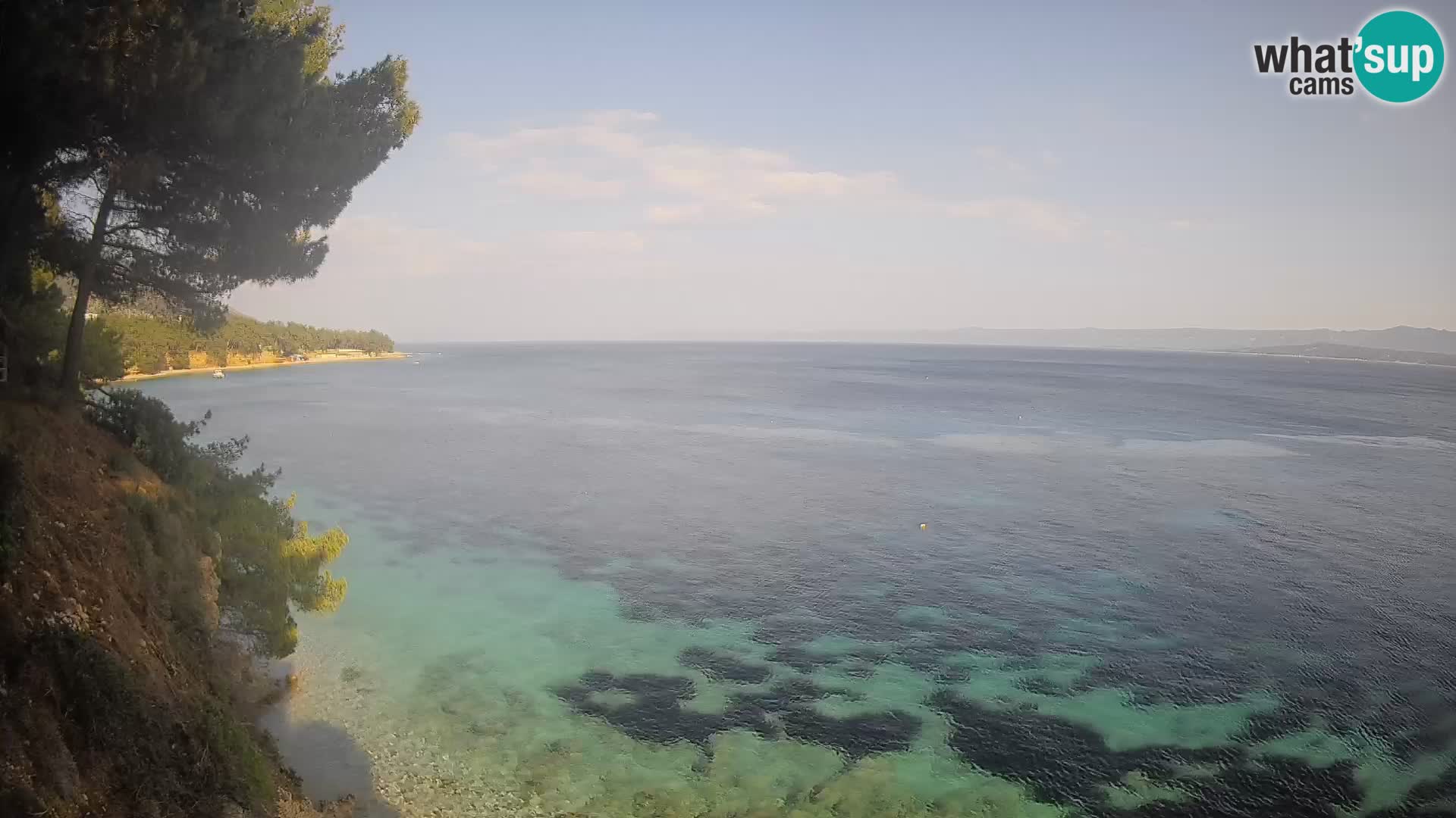 Spletna kamera Plaža Potočine Bol – Pogled v živo na plažo Borak, otok Brač