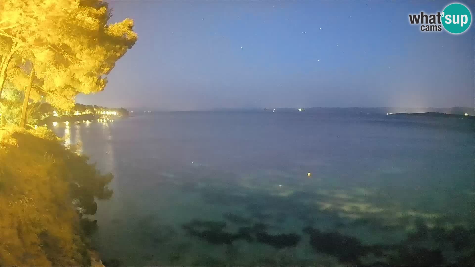 Web kamera Potočine Bol – Pogled uživo na plažu Borak, otok Brač