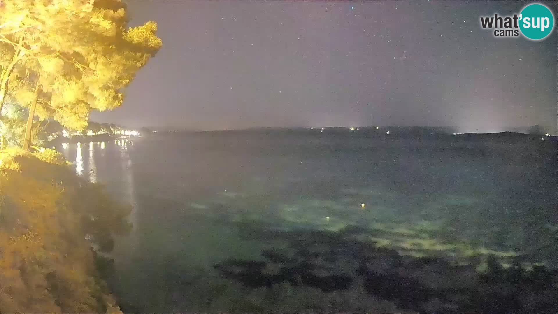Webcam Spiaggia Potočine Bol – Vista live sulla spiaggia Borak, Isola di Brač