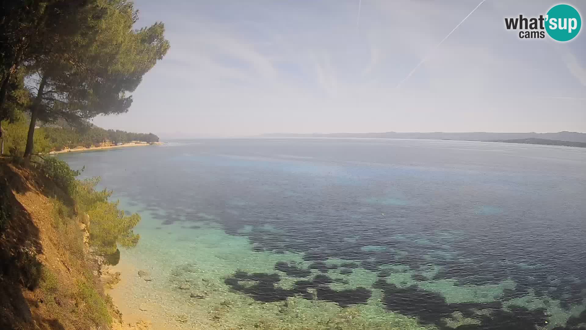Spletna kamera Plaža Potočine Bol – Pogled v živo na plažo Borak, otok Brač