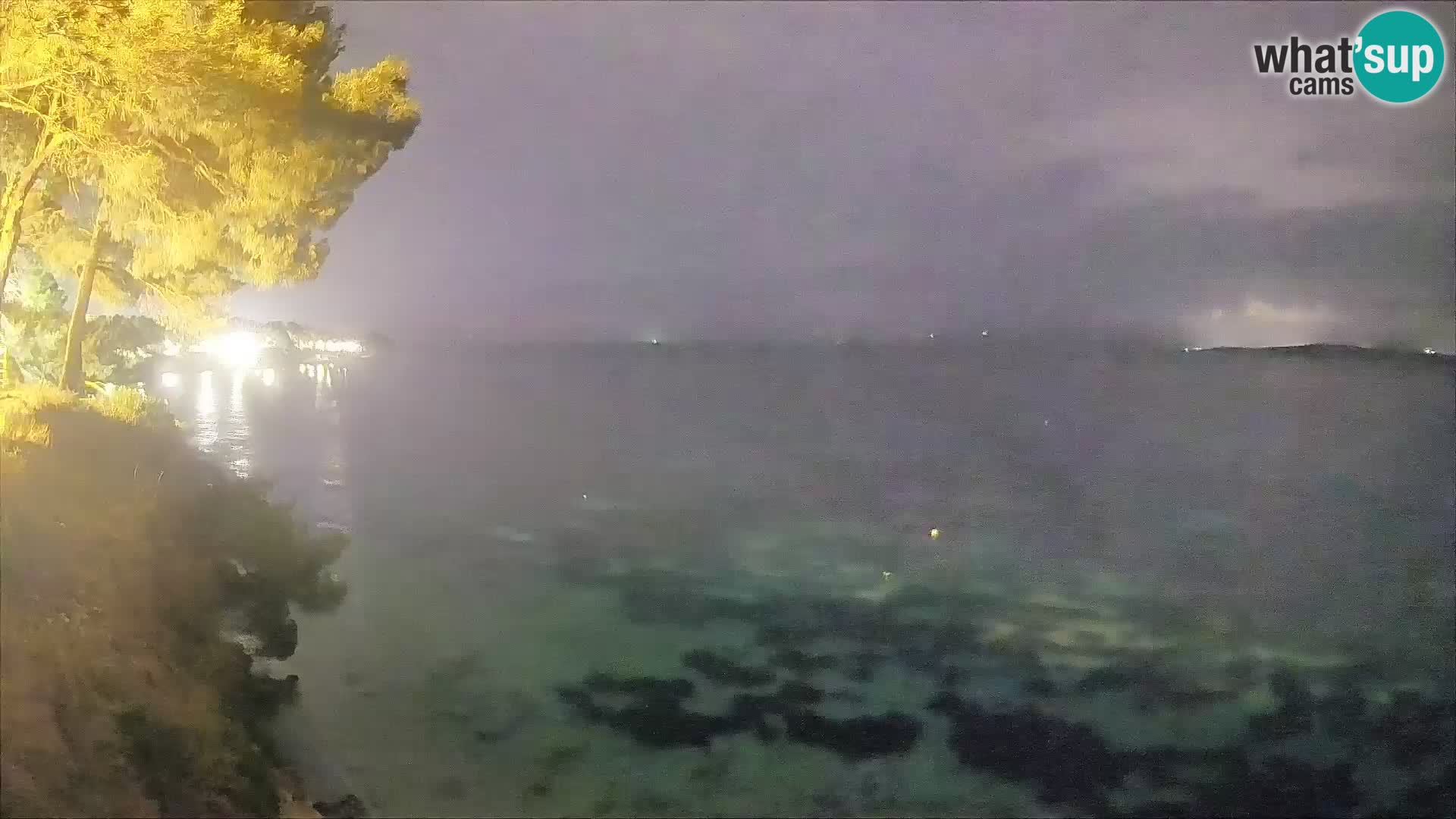 Webcam Spiaggia Potočine Bol – Vista live sulla spiaggia Borak, Isola di Brač