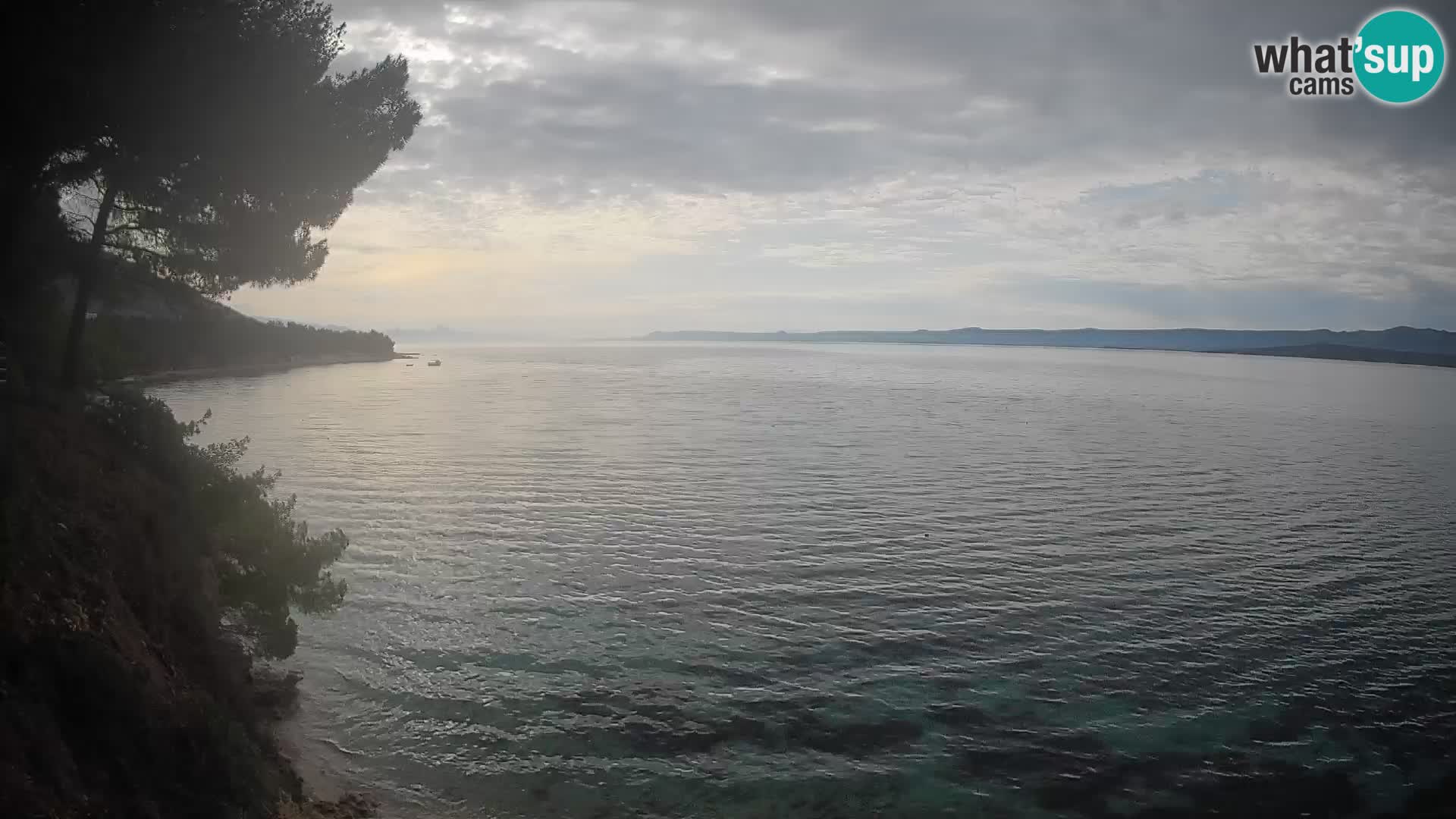 Webcam Spiaggia Potočine Bol – Vista live sulla spiaggia Borak, Isola di Brač