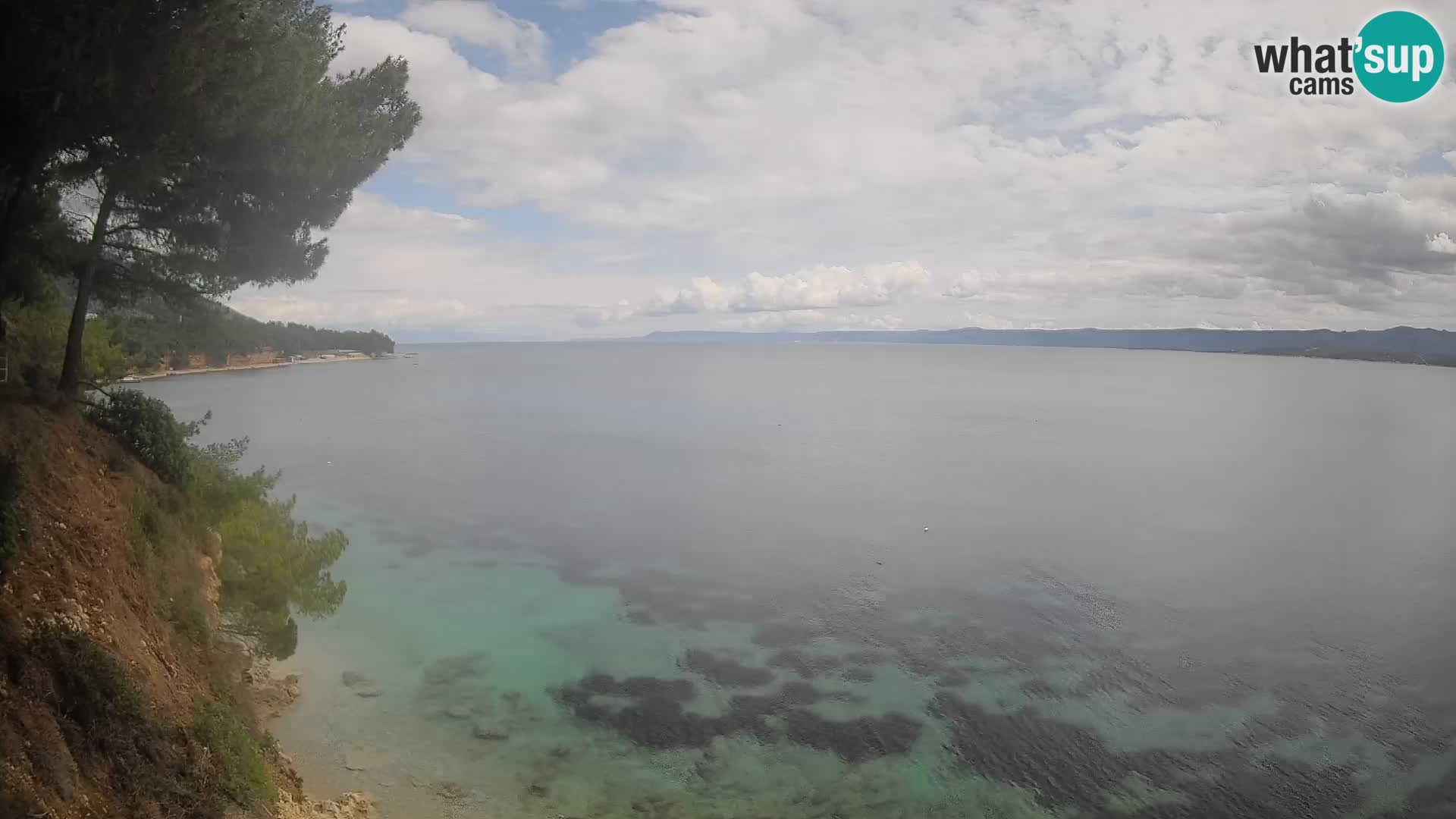 Spletna kamera Plaža Potočine Bol – Pogled v živo na plažo Borak, otok Brač