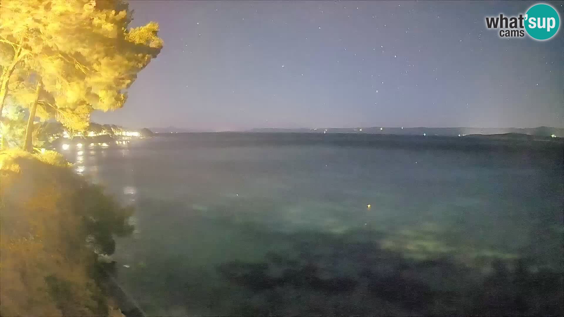 Web kamera Potočine Bol – Pogled uživo na plažu Borak, otok Brač