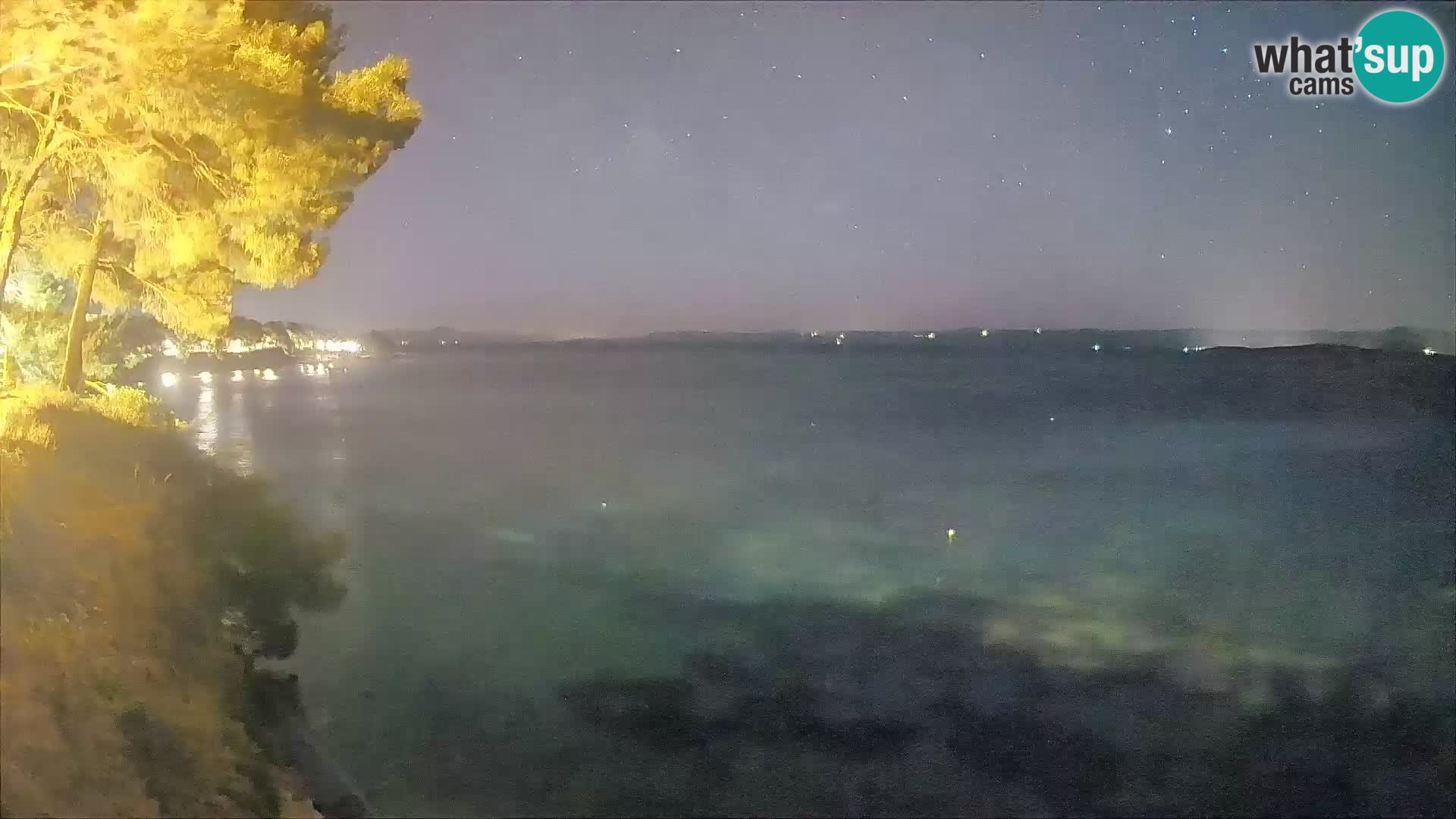 Webcam Spiaggia Potočine Bol – Vista live sulla spiaggia Borak, Isola di Brač