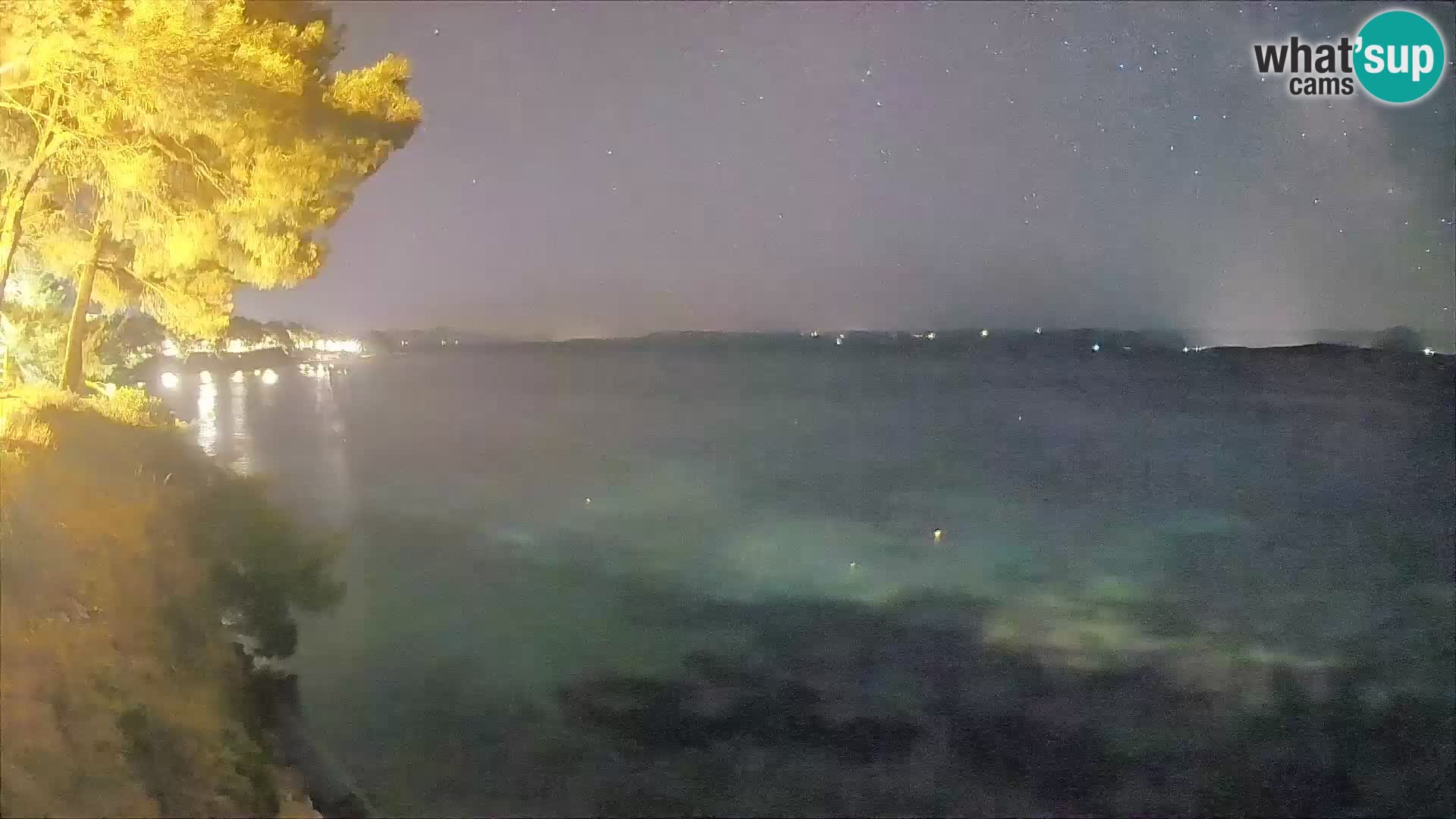 Web kamera Potočine Bol – Pogled uživo na plažu Borak, otok Brač