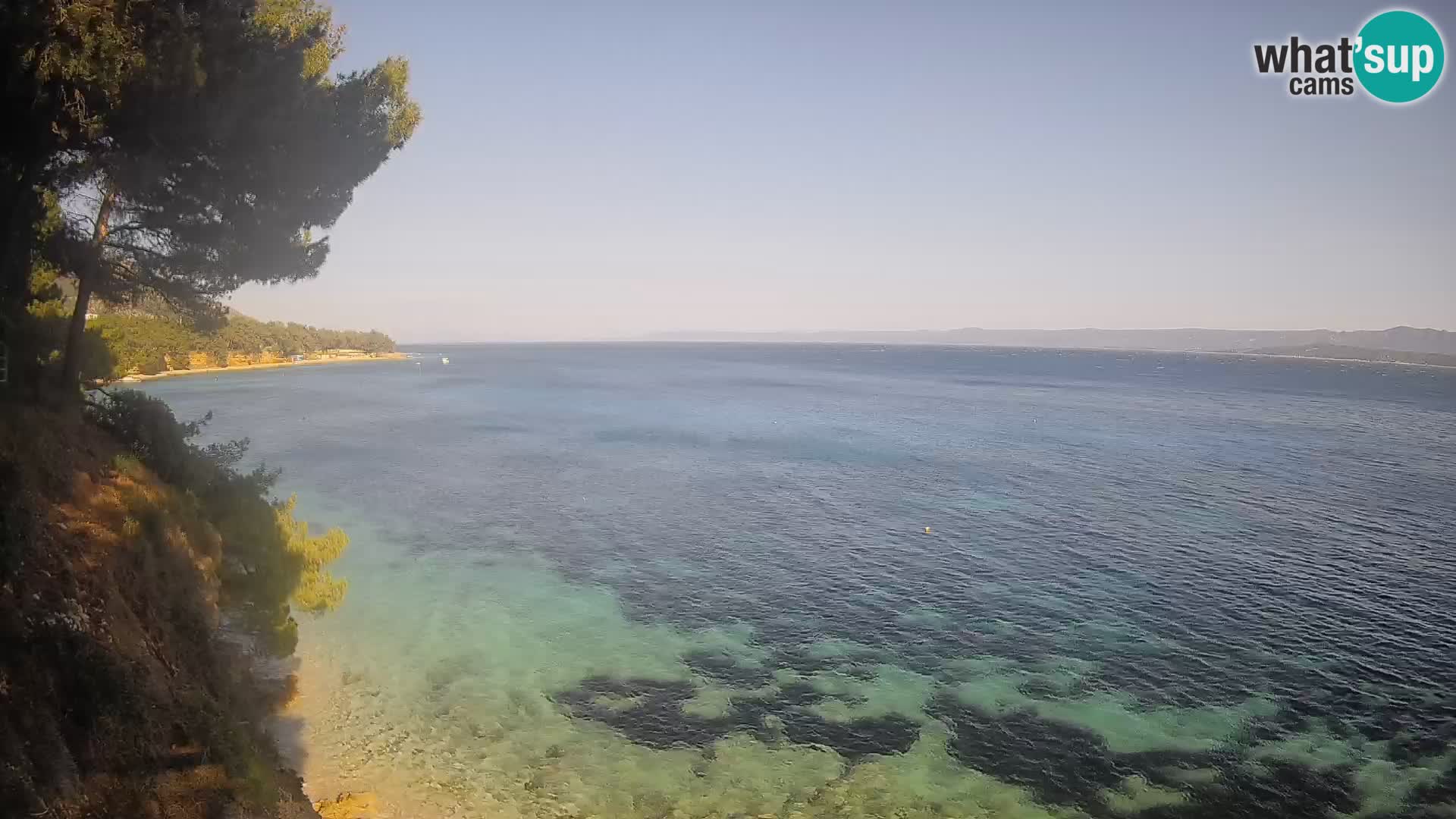 Spletna kamera Plaža Potočine Bol – Pogled v živo na plažo Borak, otok Brač