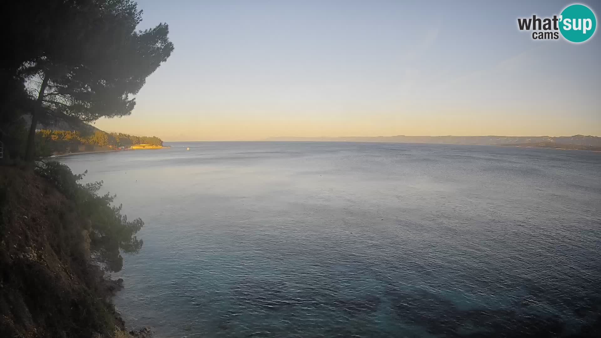 Webcam Spiaggia Potočine Bol – Vista live sulla spiaggia Borak, Isola di Brač