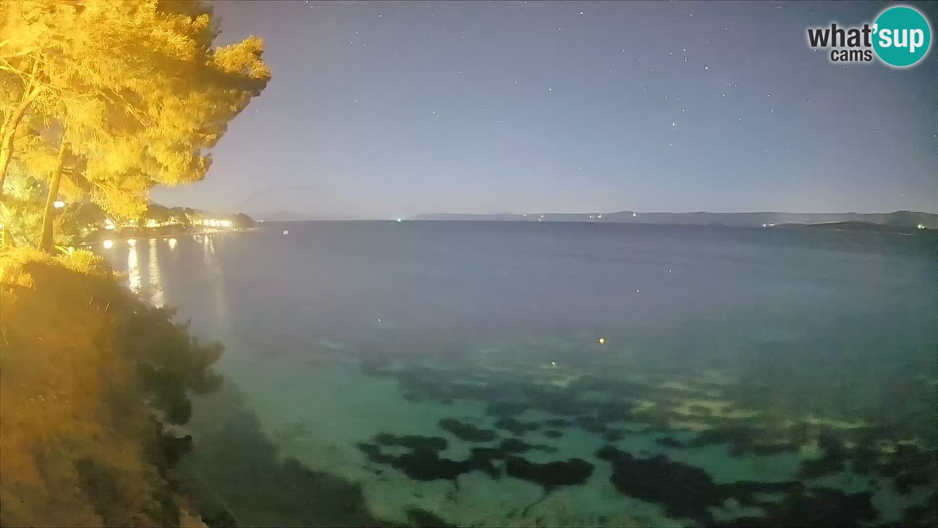 Web kamera Potočine Bol – Pogled uživo na plažu Borak, otok Brač