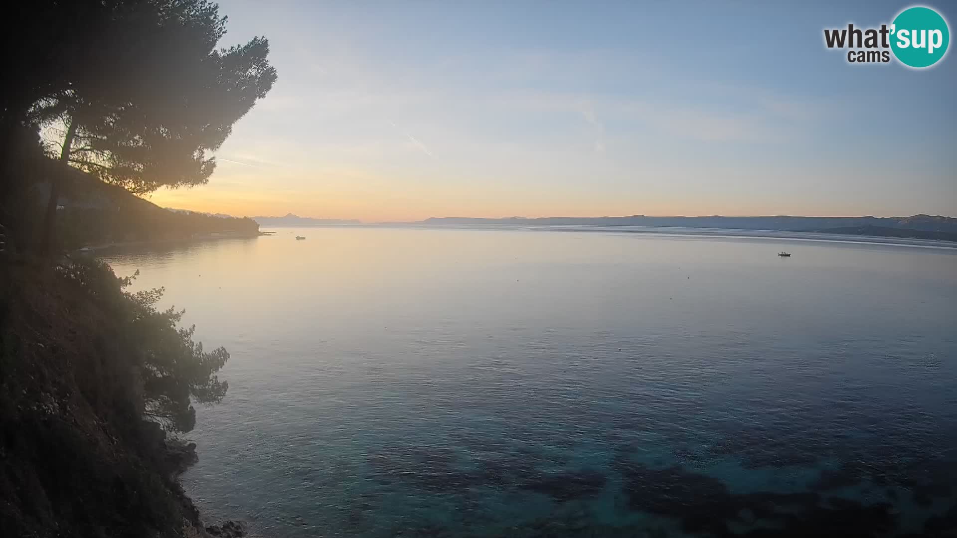Web kamera Potočine Bol – Pogled uživo na plažu Borak, otok Brač