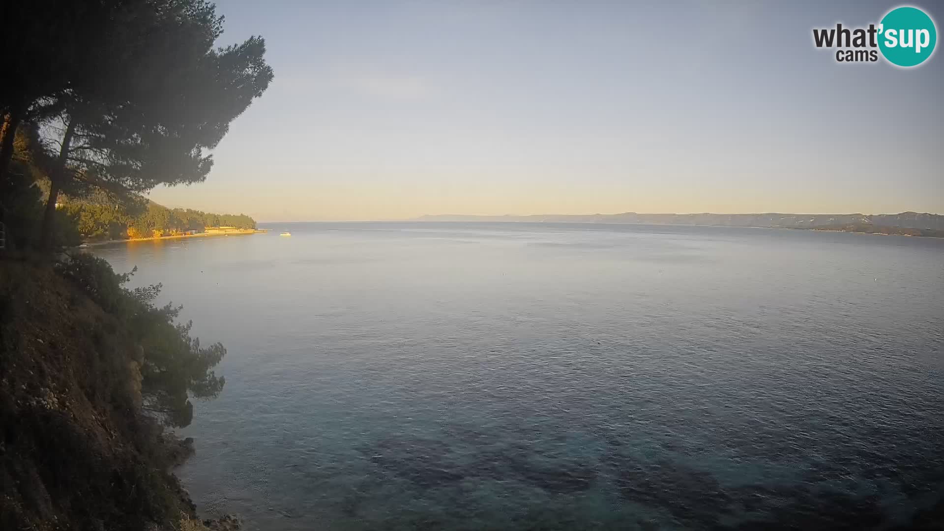 Webcam Spiaggia Potočine Bol – Vista live sulla spiaggia Borak, Isola di Brač