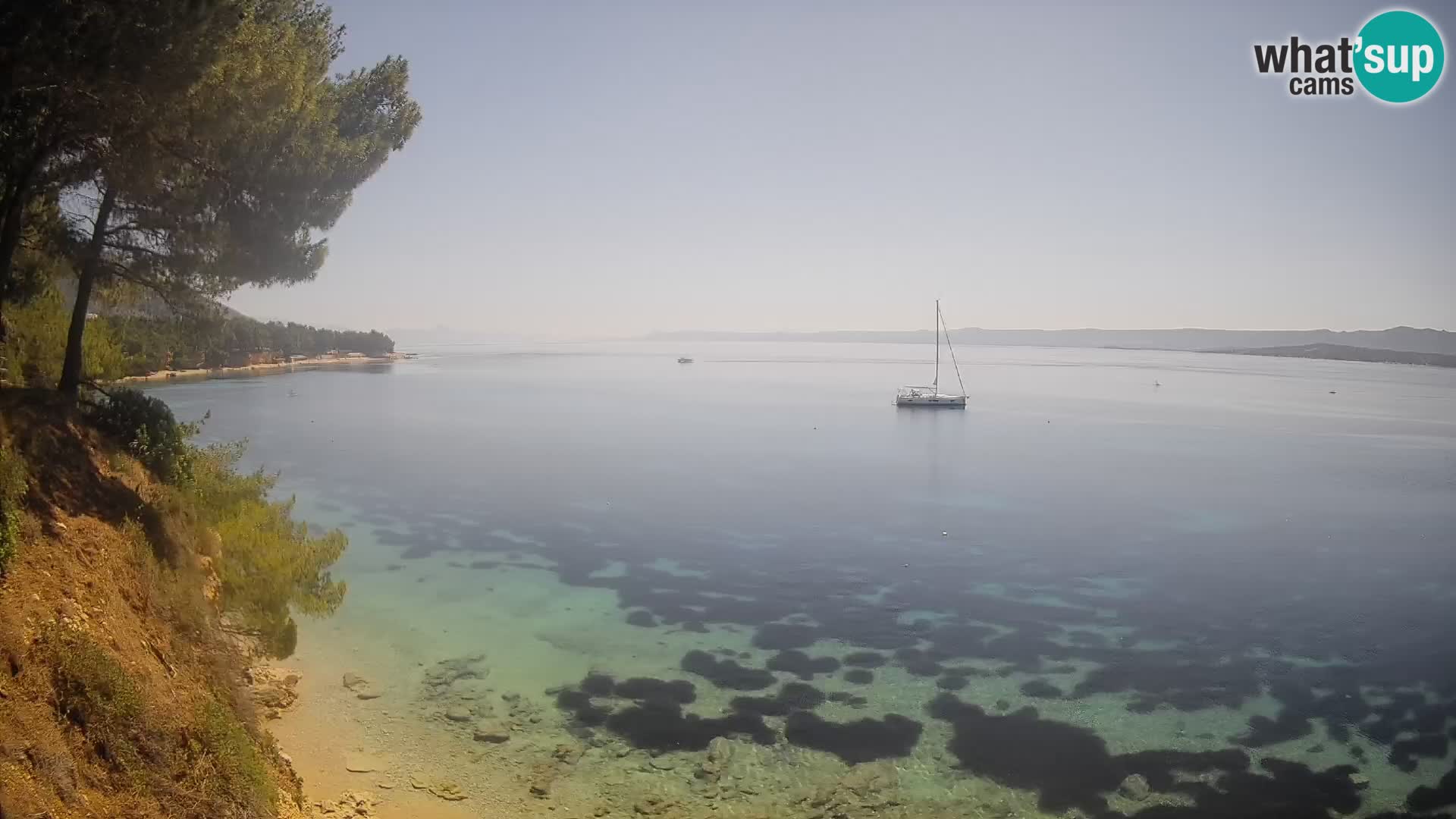 Webcam Spiaggia Potočine Bol – Vista live sulla spiaggia Borak, Isola di Brač