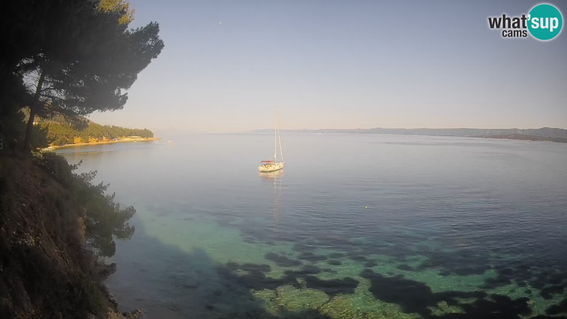 Webcam Spiaggia Potočine Bol – Vista live sulla spiaggia Borak, Isola di Brač