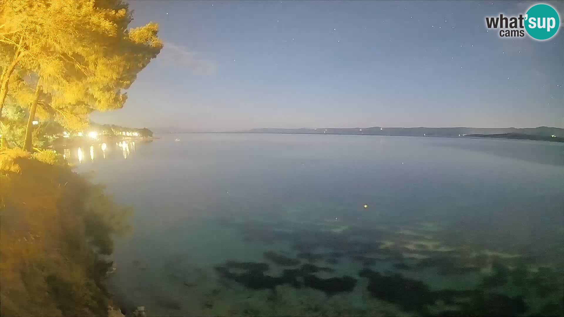 Webcam Spiaggia Potočine Bol – Vista live sulla spiaggia Borak, Isola di Brač