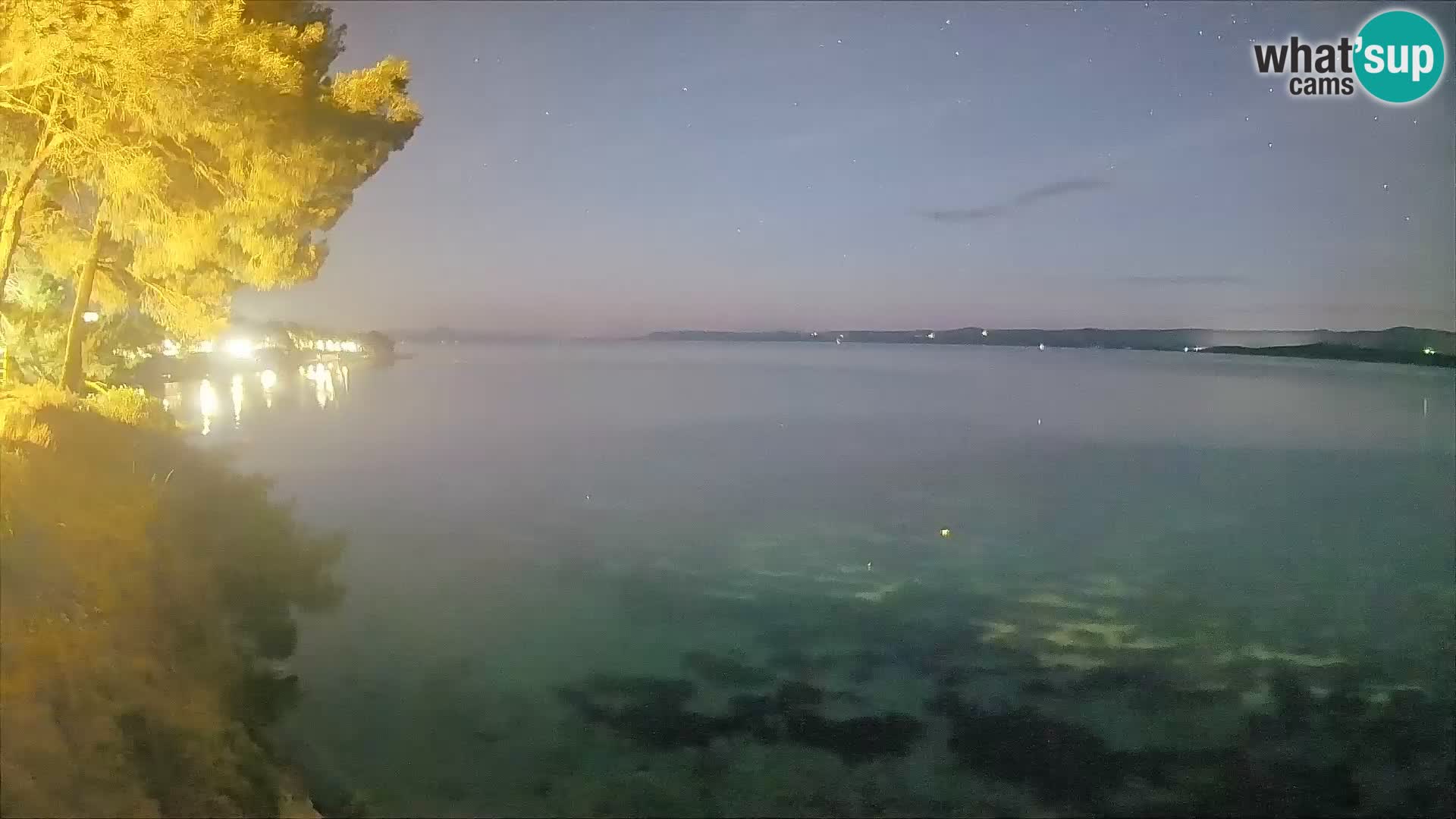 Web kamera Potočine Bol – Pogled uživo na plažu Borak, otok Brač