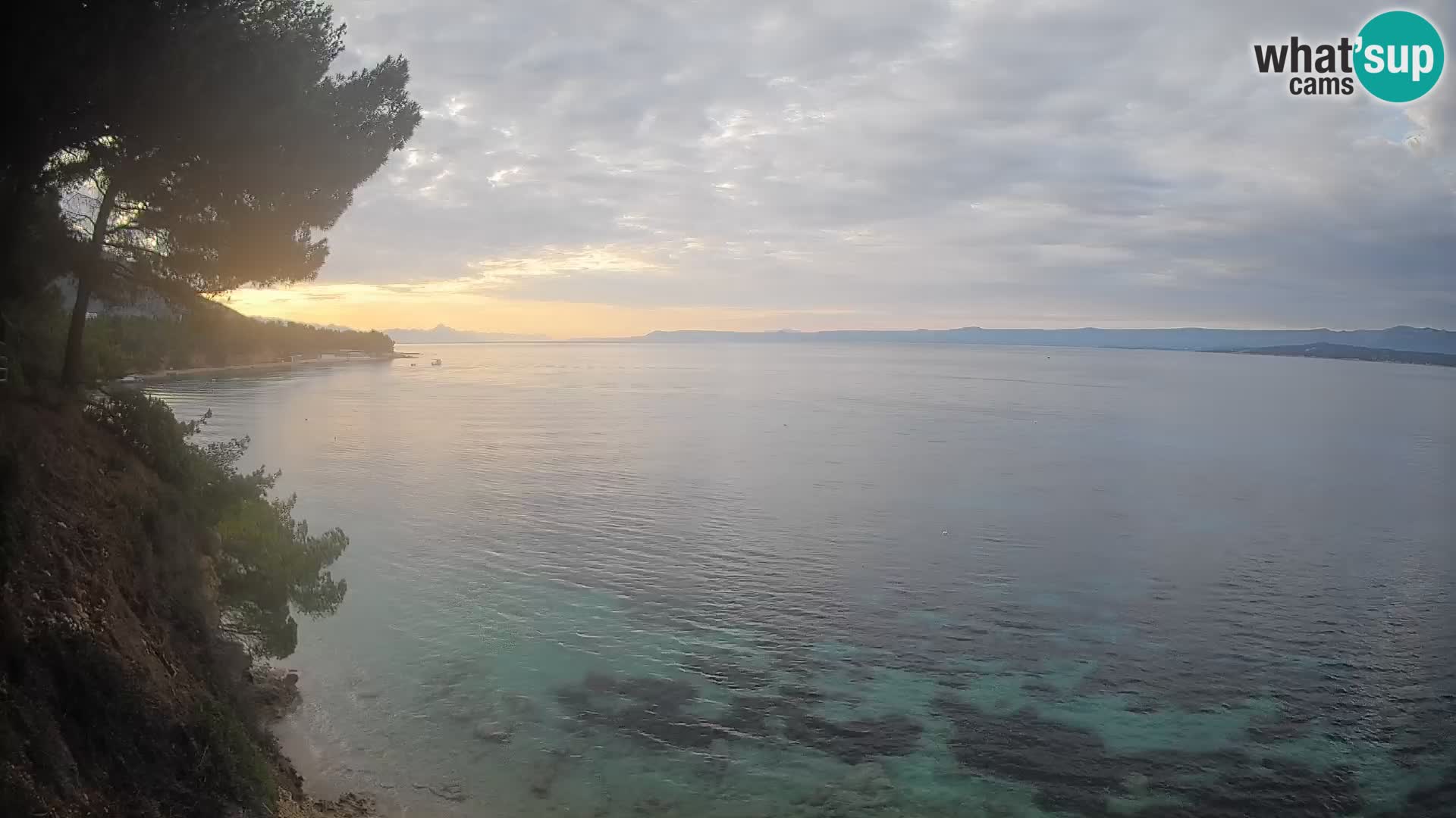 Webcam Spiaggia Potočine Bol – Vista live sulla spiaggia Borak, Isola di Brač