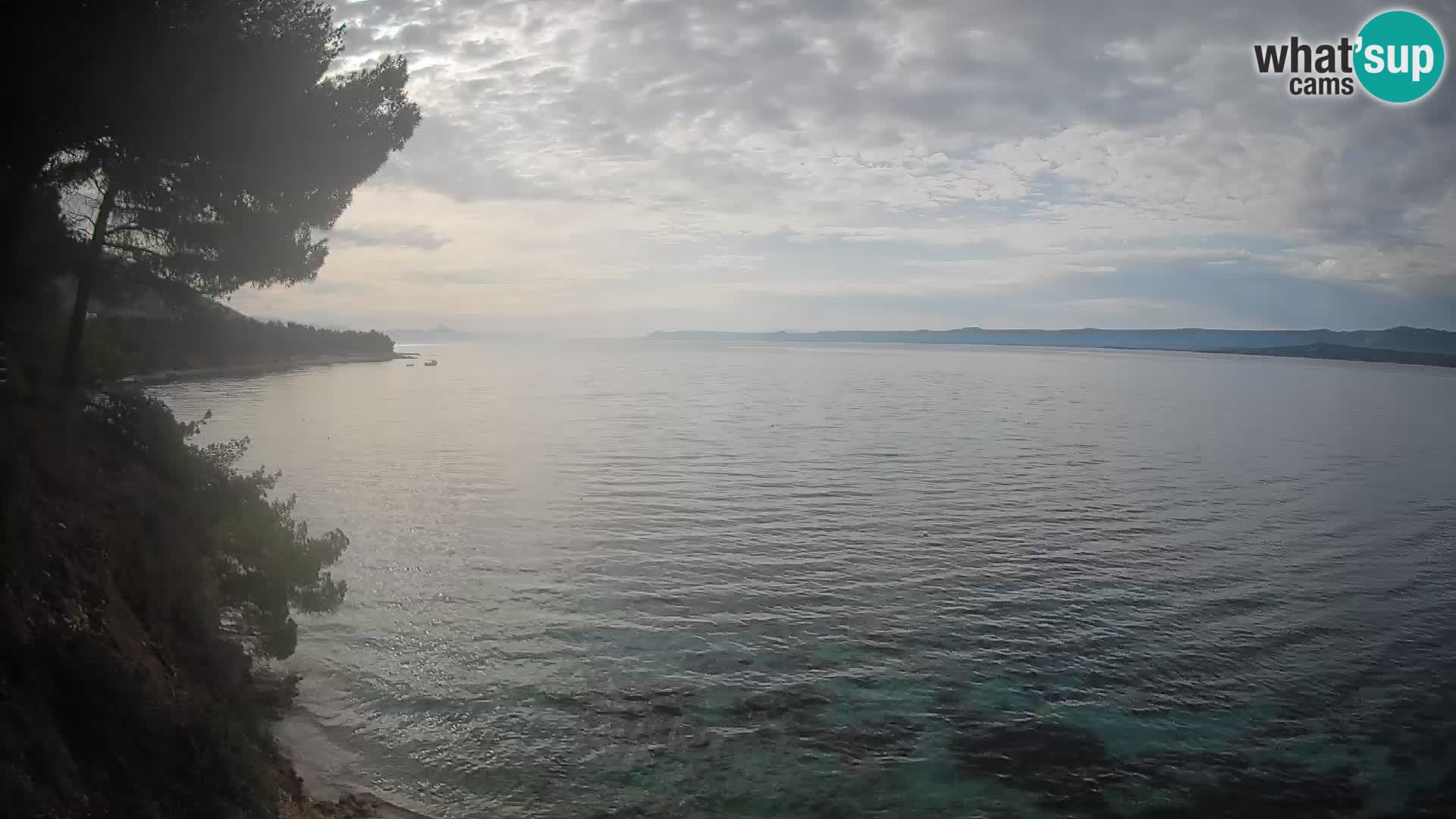 Web kamera Potočine Bol – Pogled uživo na plažu Borak, otok Brač
