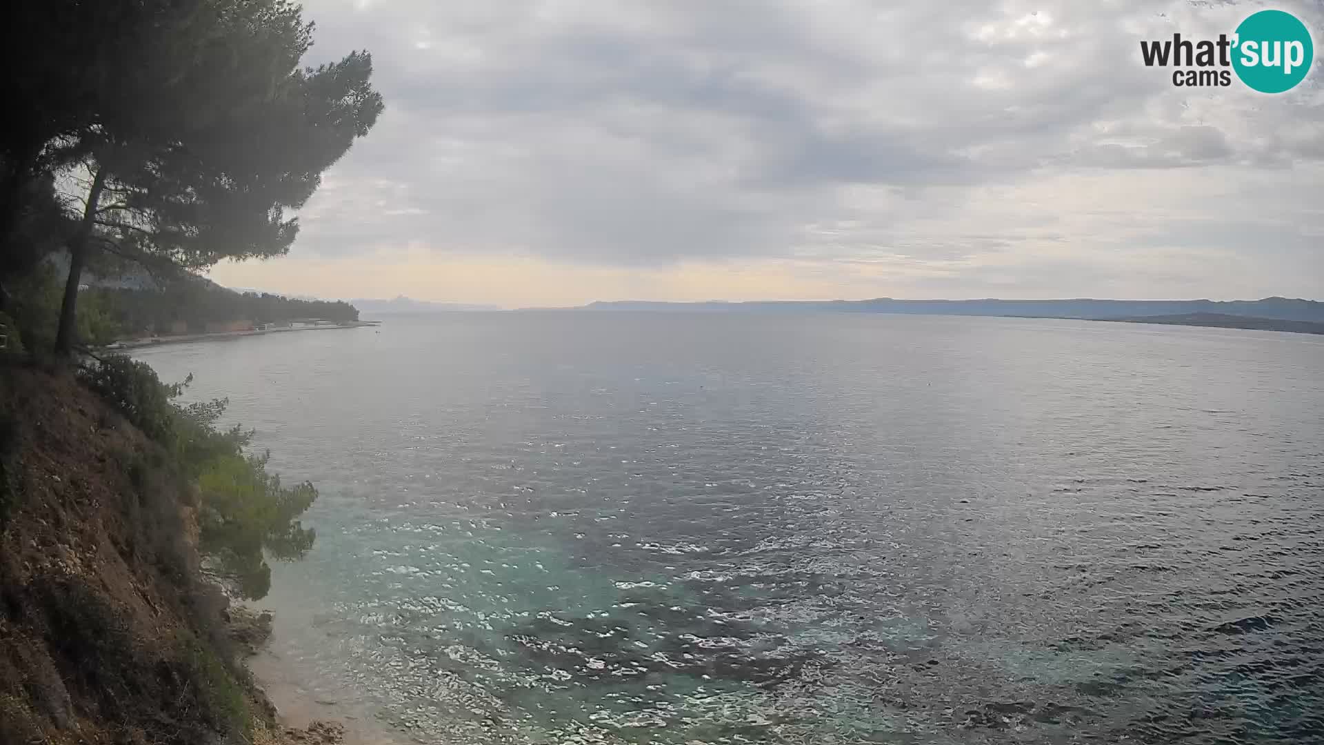 Spletna kamera Plaža Potočine Bol – Pogled v živo na plažo Borak, otok Brač