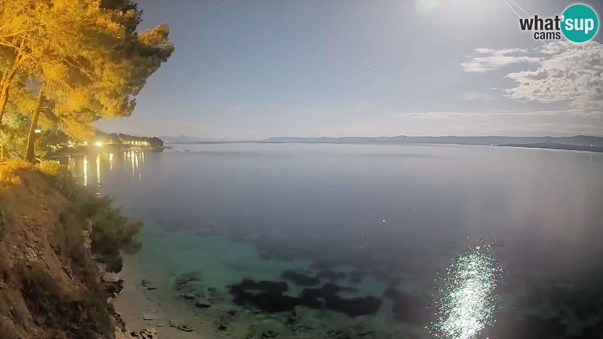 Webcam Spiaggia Potočine Bol – Vista live sulla spiaggia Borak, Isola di Brač
